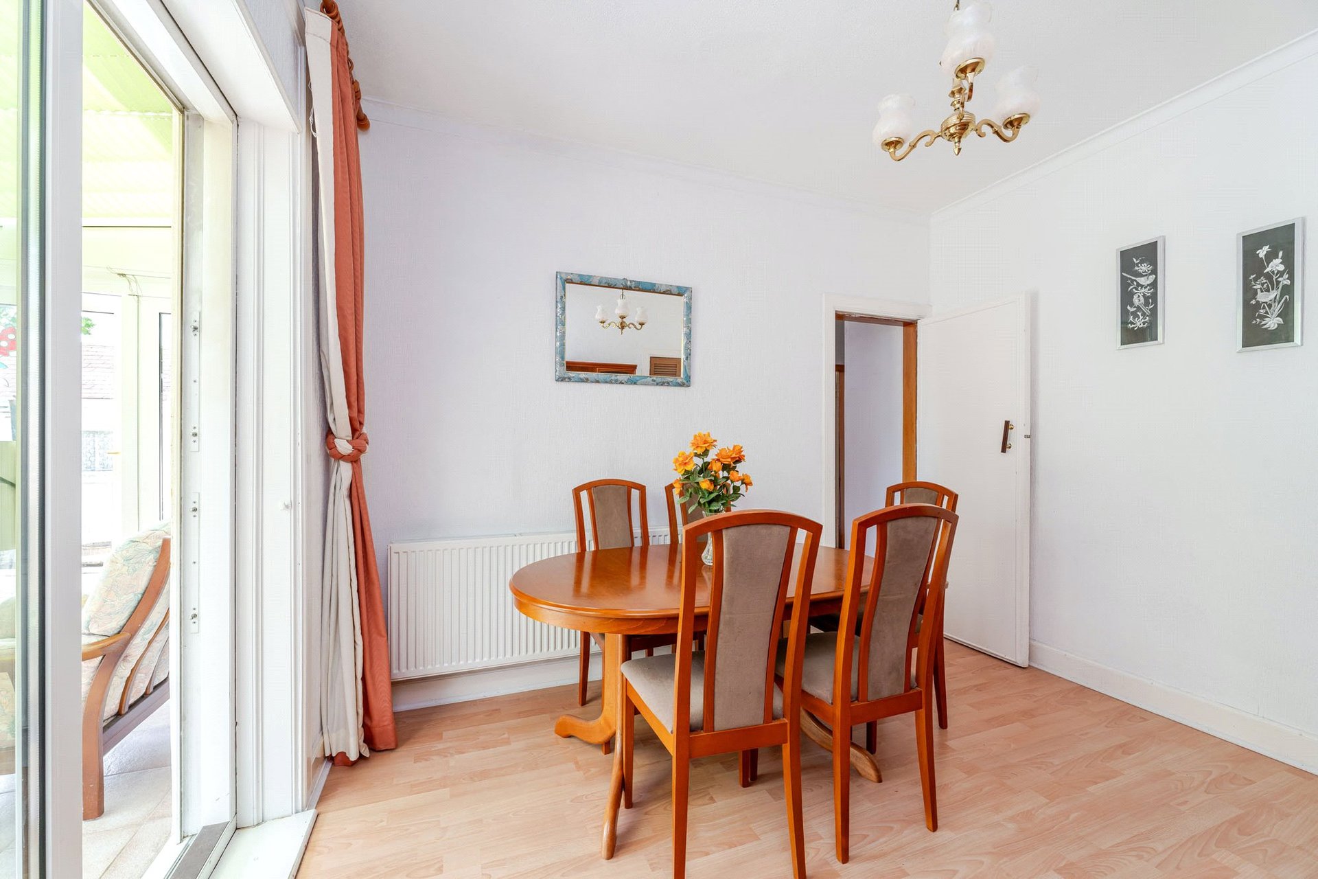 22 Netherburn Avenue, Netherlee, Glasgow, G44 3UF - Picture #9