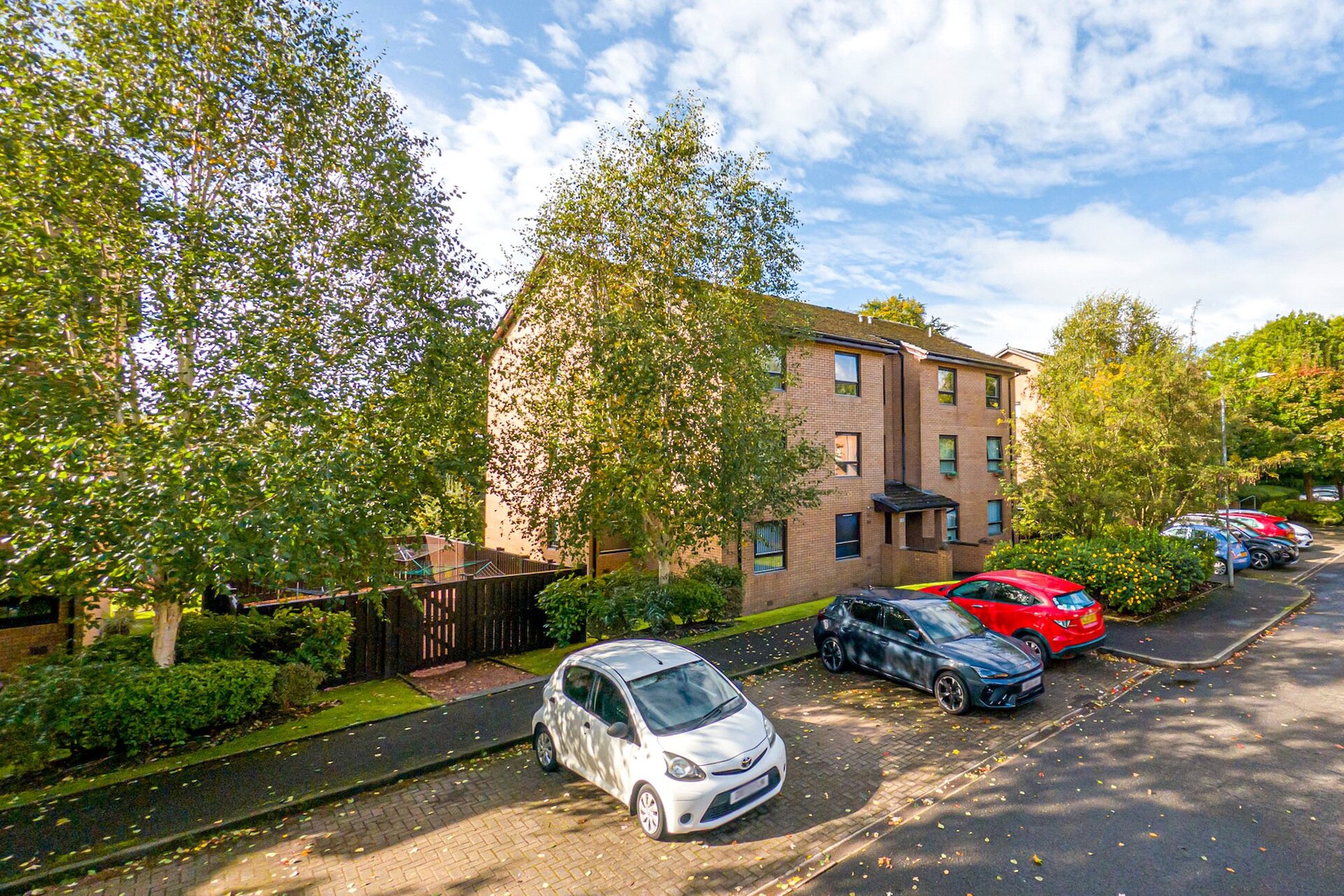 2/2, 53 Mansionhouse Gardens, Langside, Glasgow, G41 3DP - Picture #1