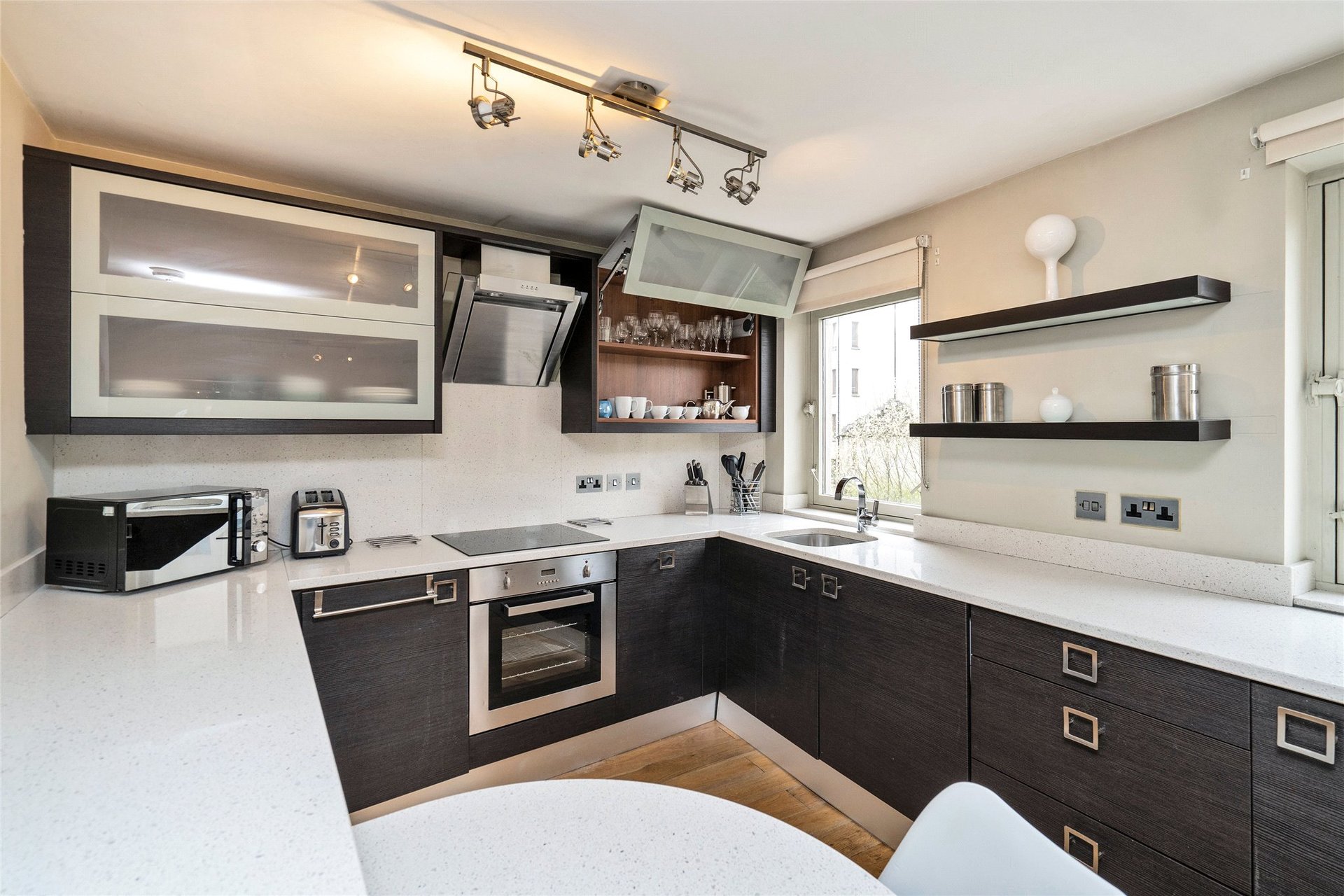 FLAT 2, 17 Dean Bank Lane, Stockbridge, Edinburgh, EH3 5BS - Picture #2