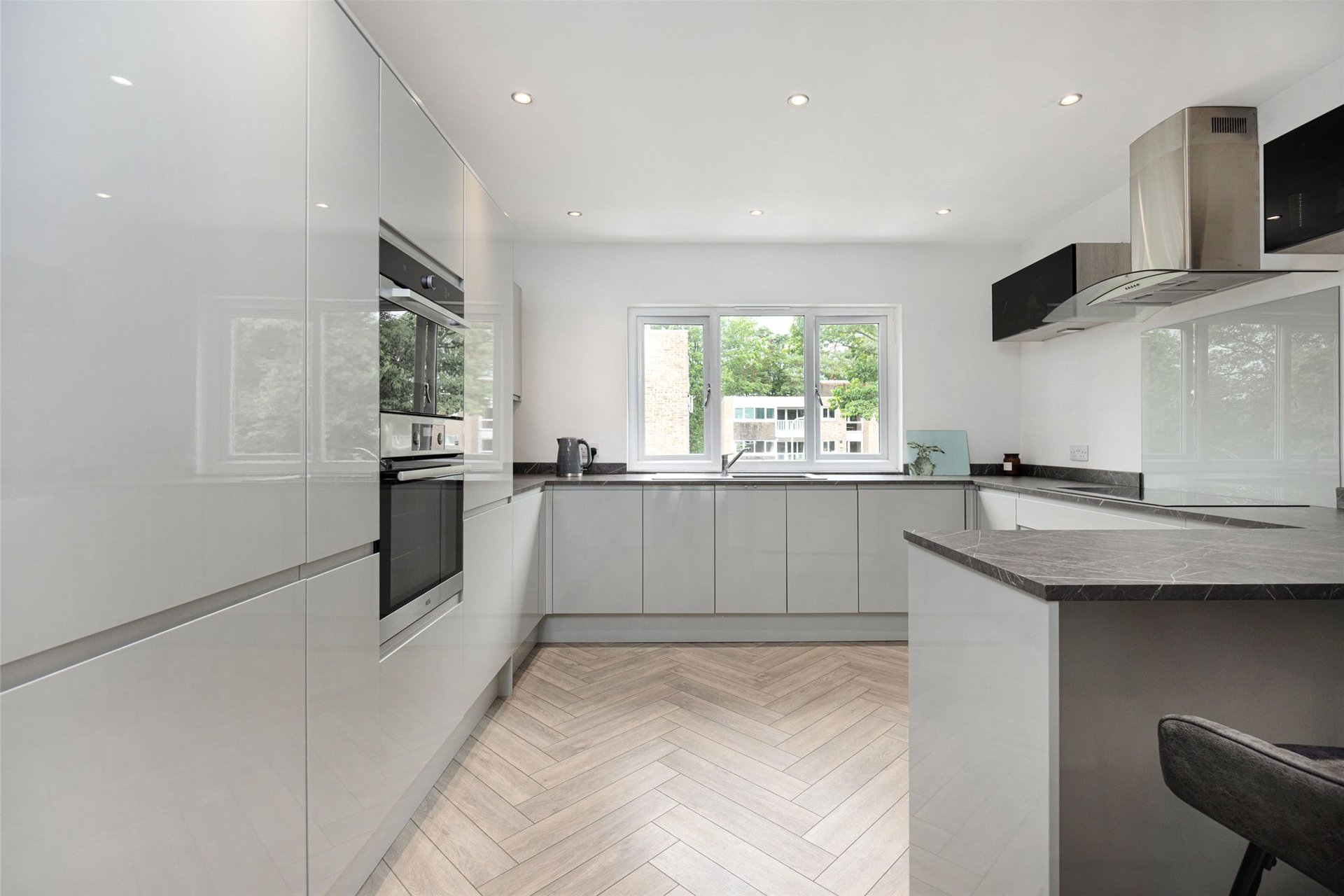 9/5, Whistlefield Court, 2 Canniesburn Road, Bearsden, G61 1PX - Picture #9