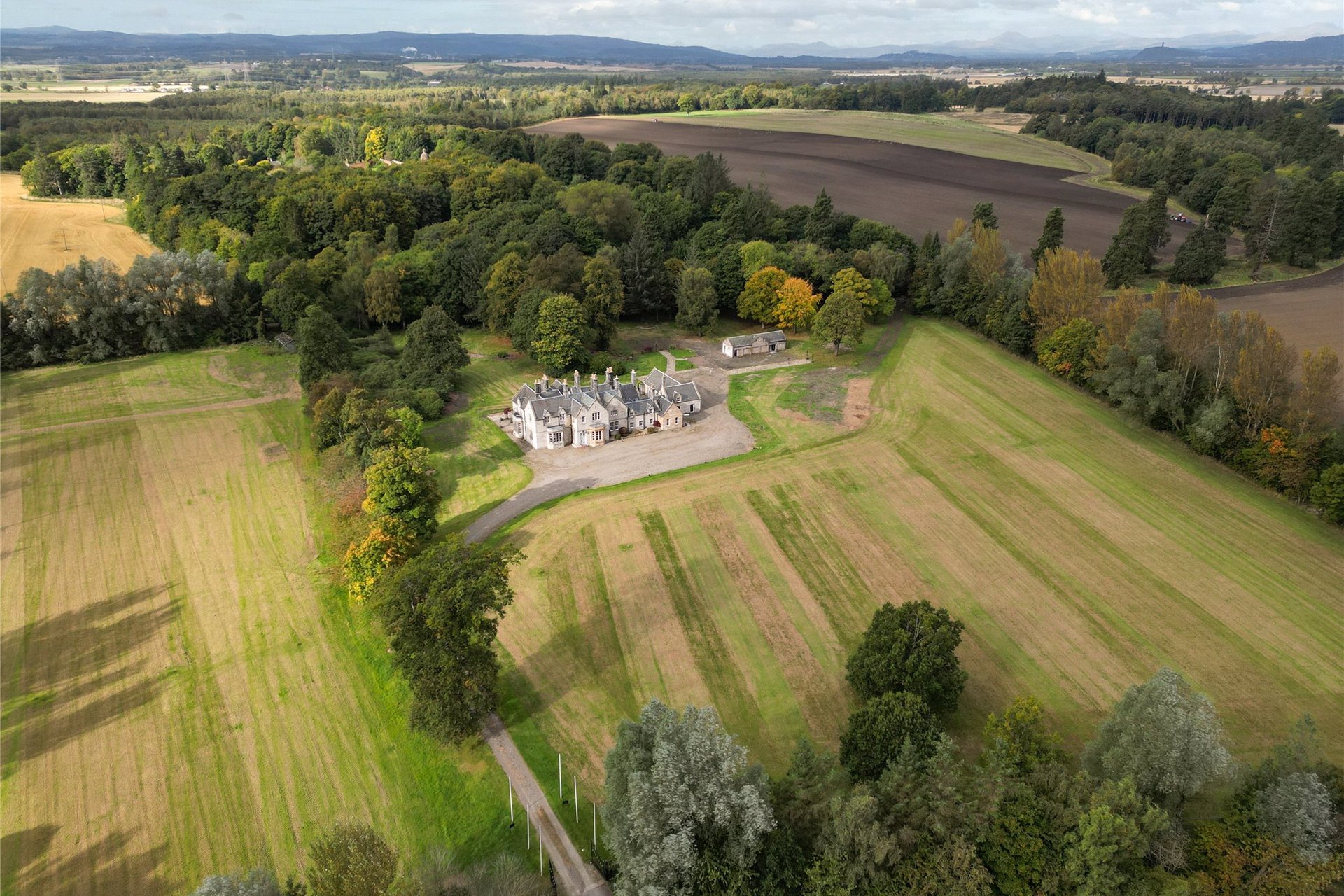 The Parsonage, Dunmore Park, Airth, Falkirk, FK2 8LU - Picture #39
