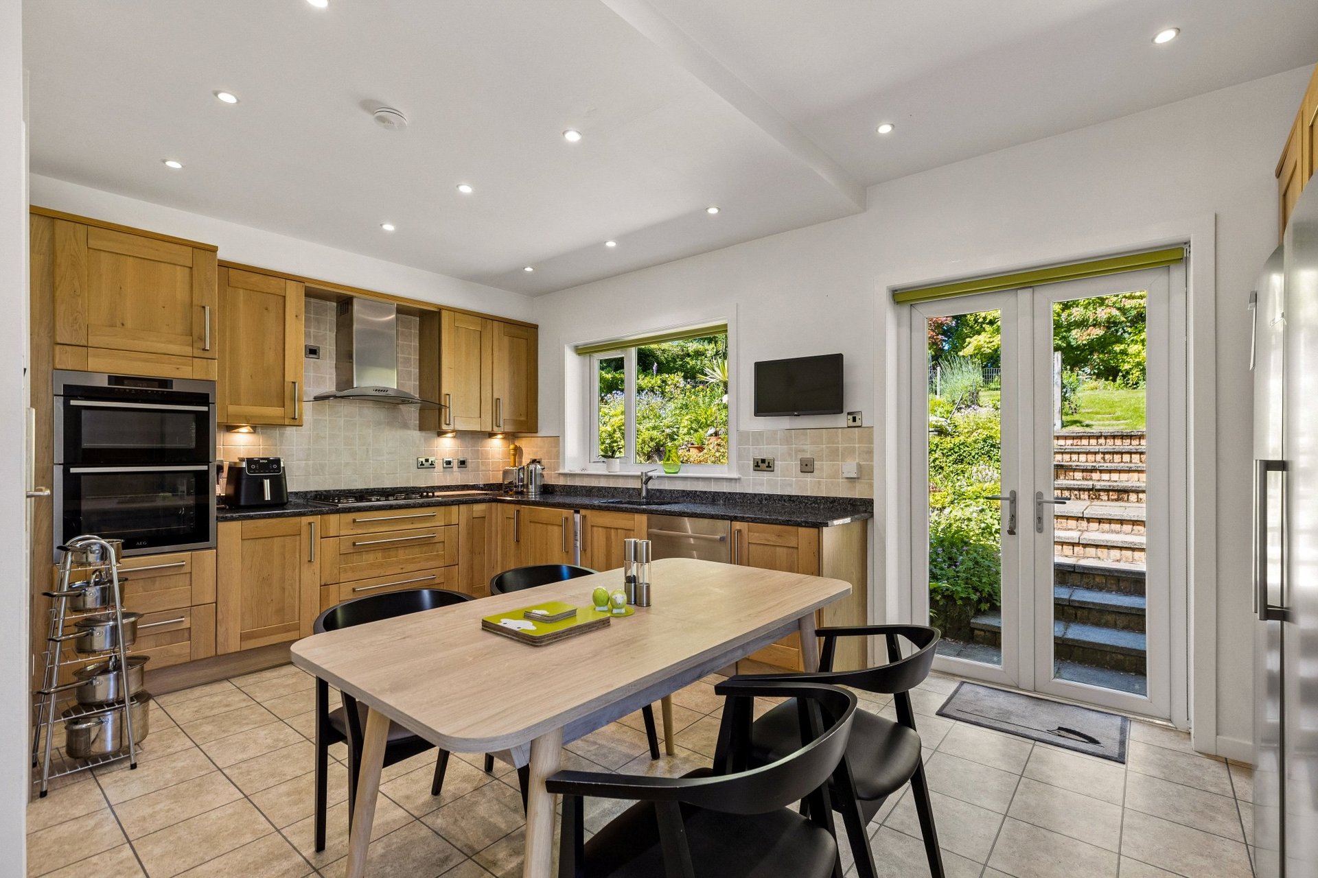19 Douglas Park Crescent, Bearsden, G61 3DS - Picture #14