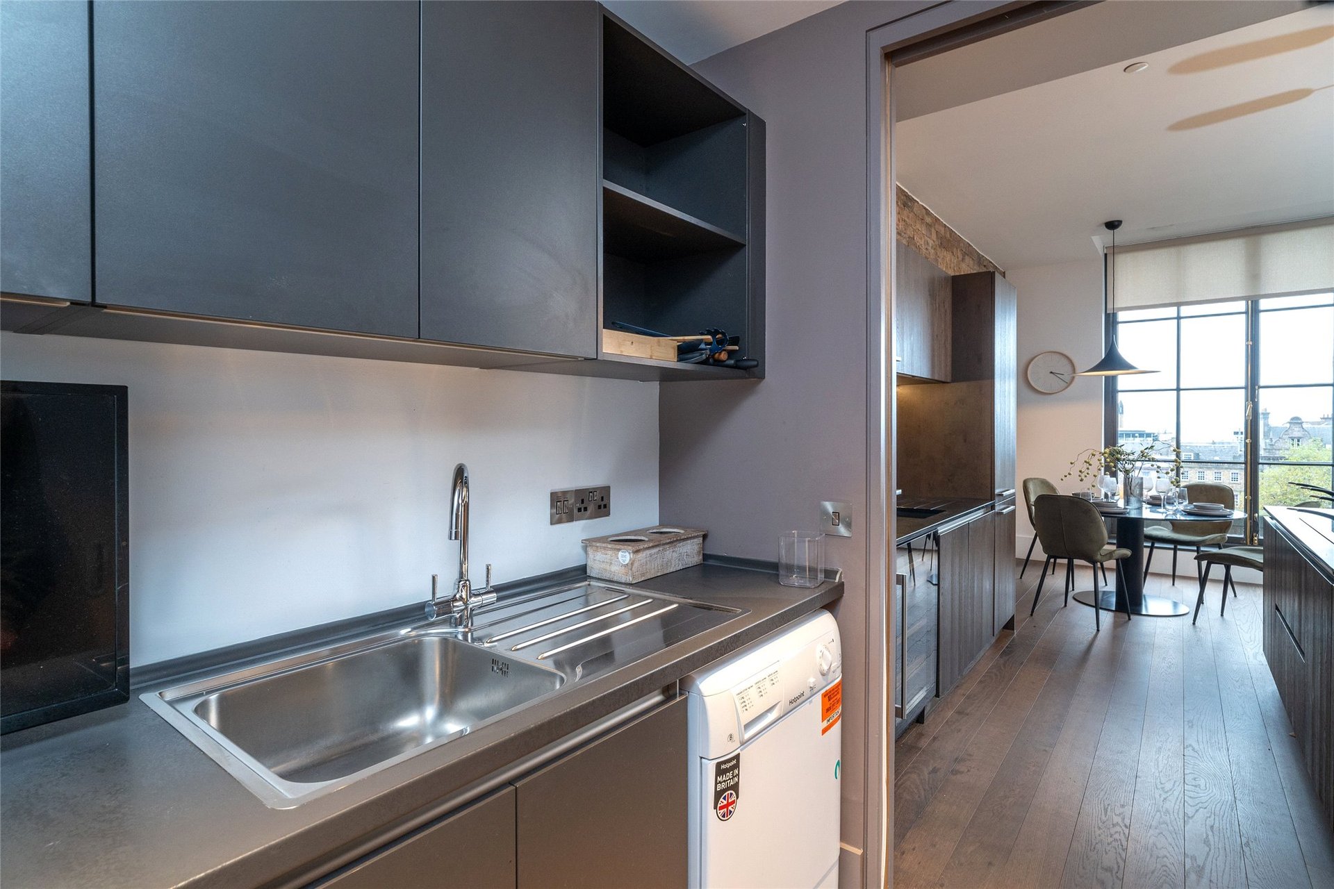 Apartment 3, 3 St Andrew Square, New Town, Edinburgh, EH2 2BD - Picture #10