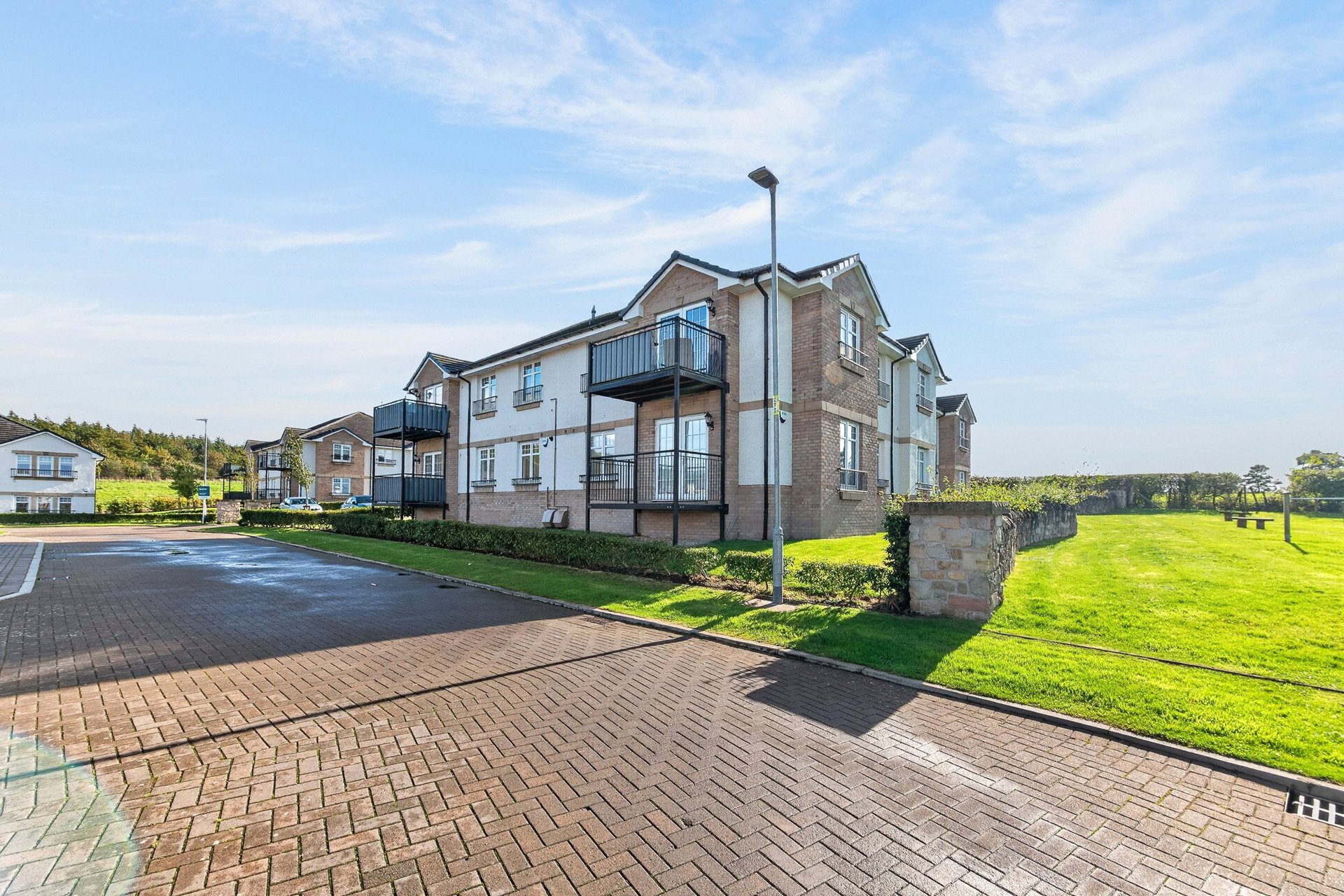 1/2, 30 Coulters Crescent, Carmunnock, Glasgow, G76 9AY - Picture #31