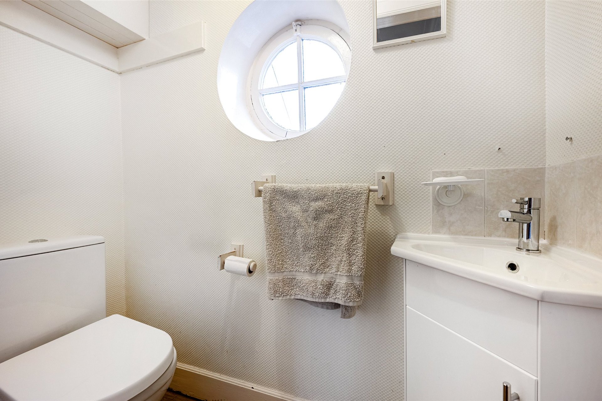 33 Lochend Drive, Bearsden, G61 1ED - Picture #13