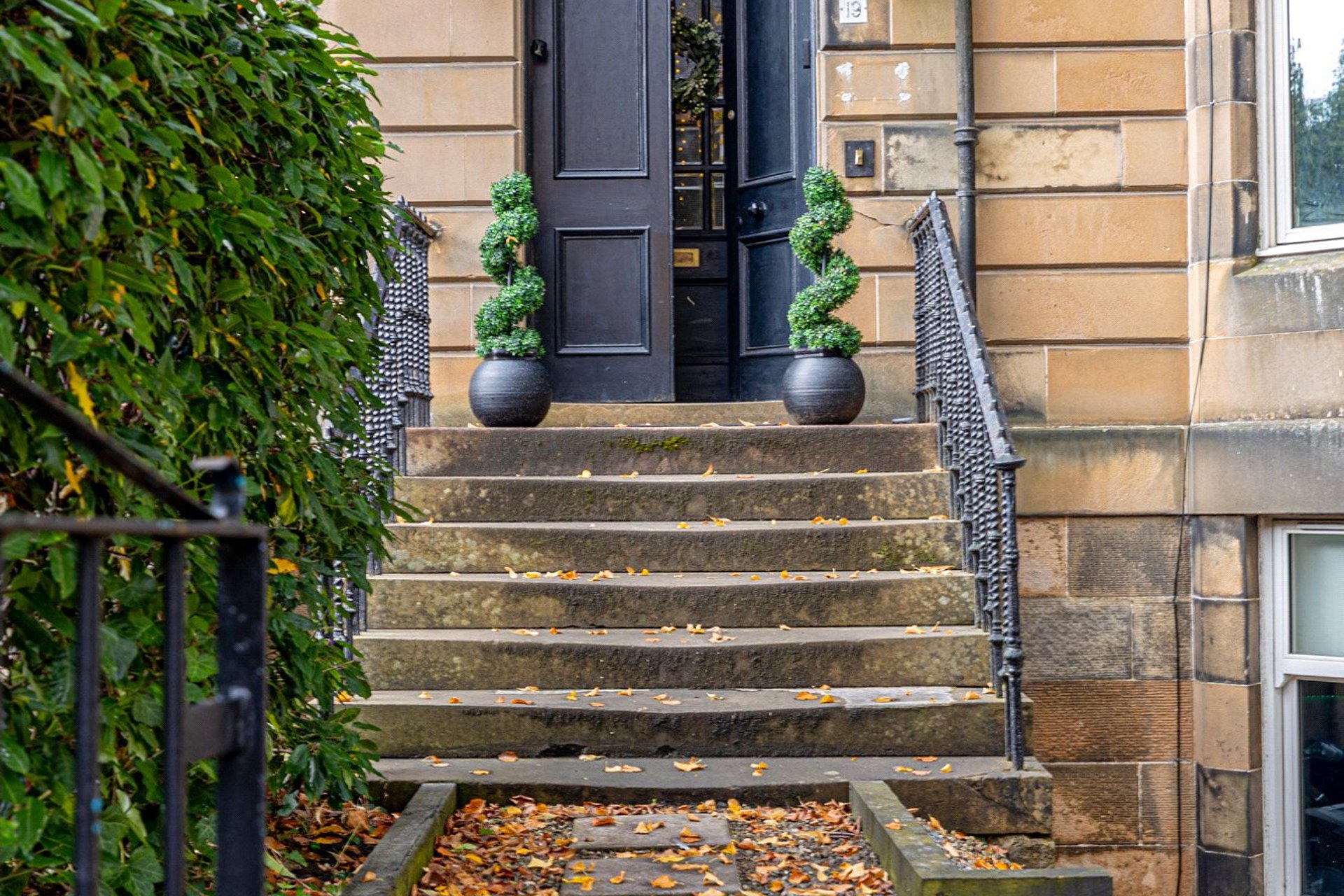 19 Marywood Square, Strathbungo, Glasgow, G41 2BW - Picture #4