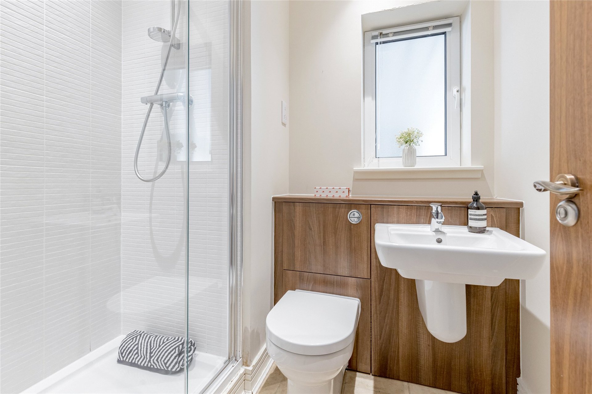 62/2 Larkfield Gardens, Edinburgh, EH5 3QB - Picture #14