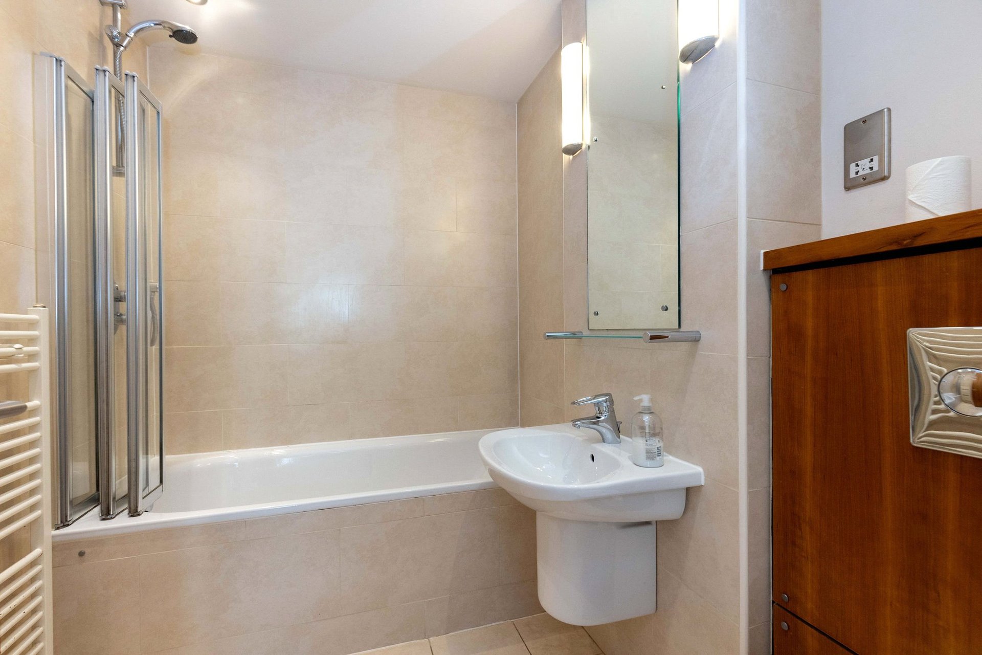 89/68 Holyrood Road, Edinburgh, EH8 8BA - Picture #11