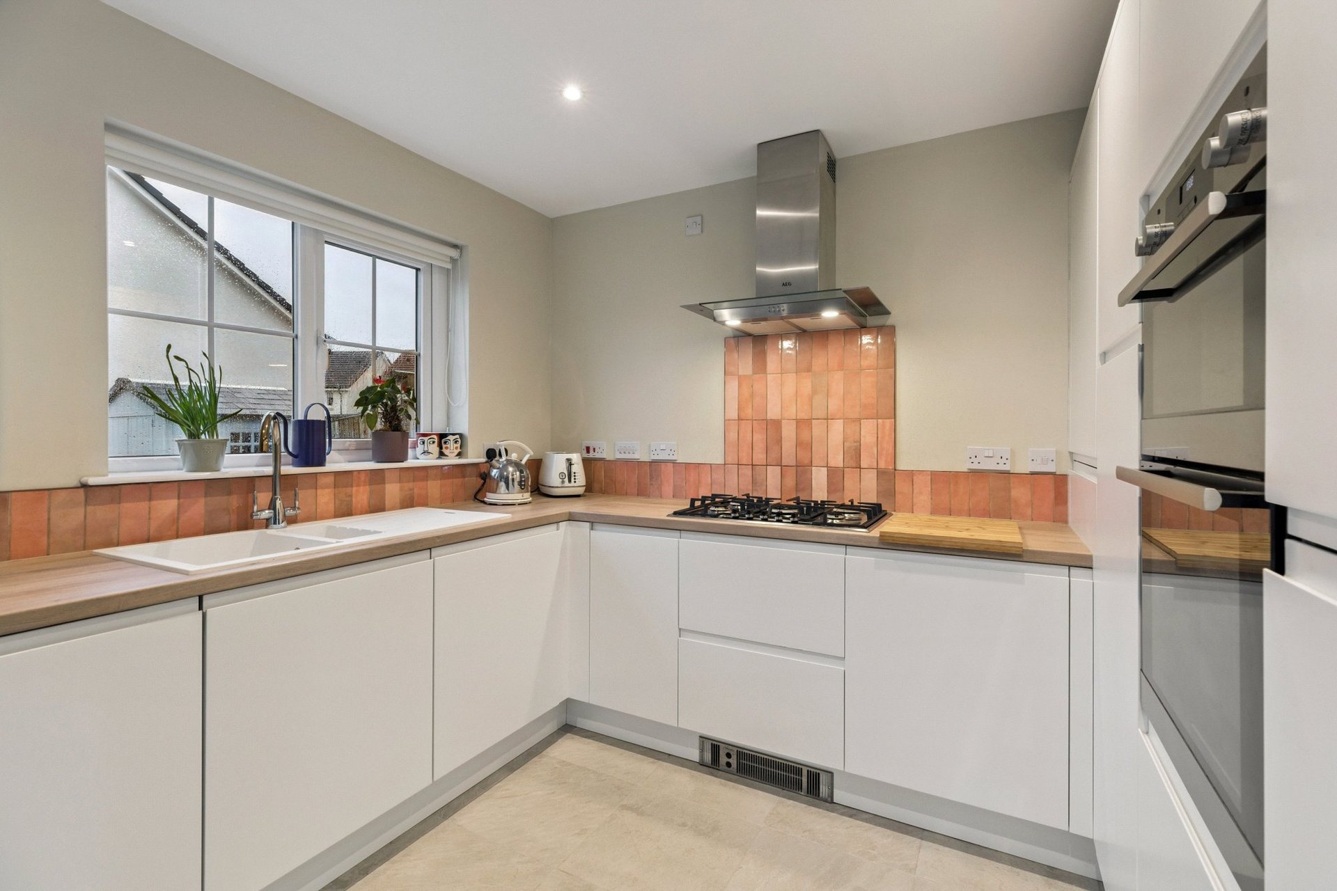 2 Sandstone Crescent, Thornliebank, Glasgow, Glasgow City, G46 7RF - Picture #7