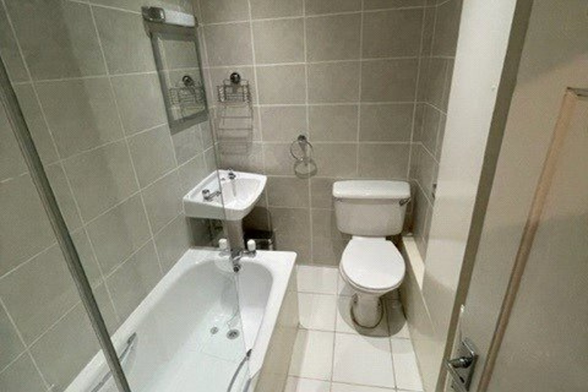 33B Gayfield Square, Edinburgh, Midlothian, EH1 3PA - Picture #5