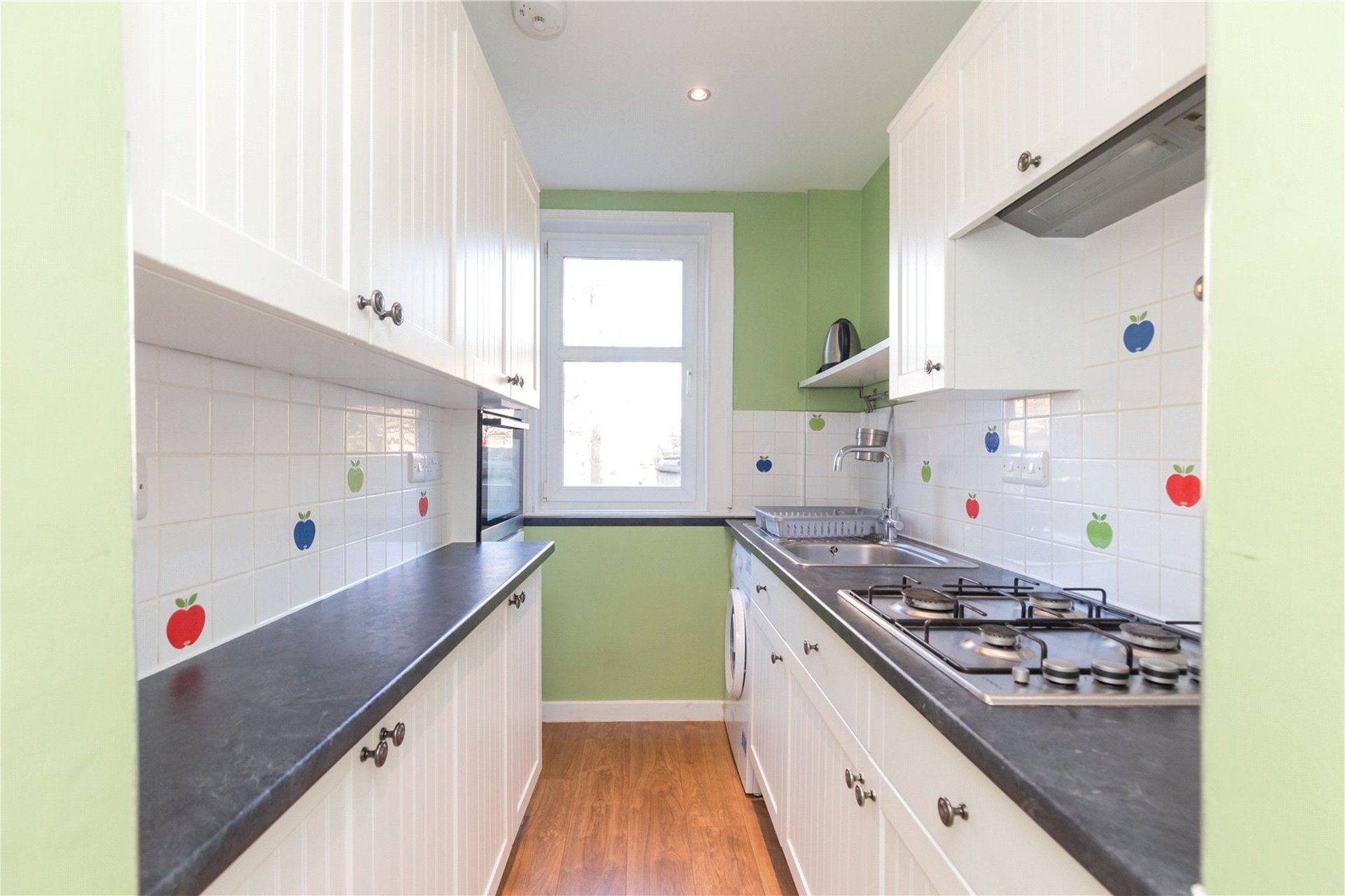 2/3 Bonnington Avenue, Edinburgh, EH6 5QH - Picture #8