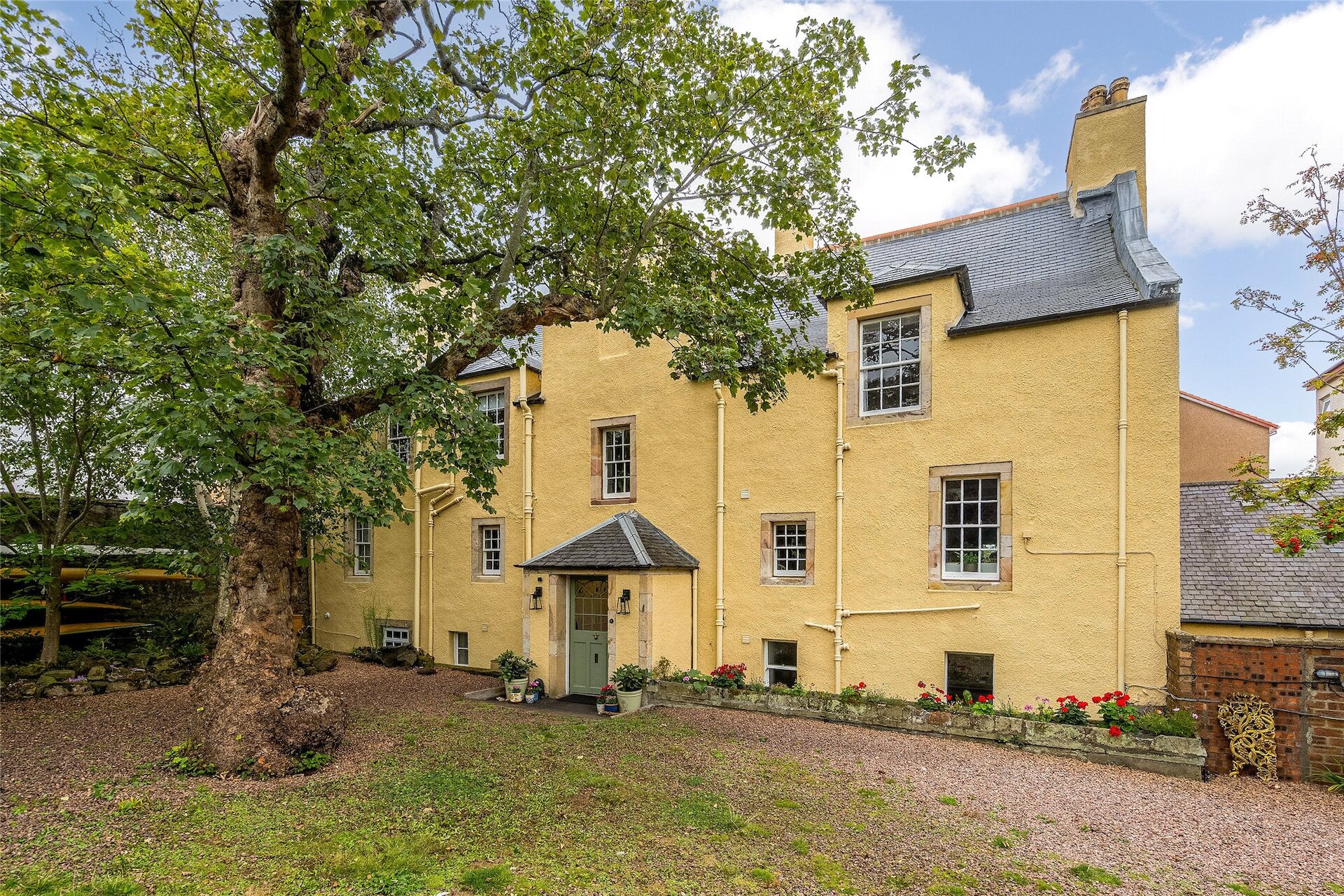 Orchard Croft, West Port, Dysart, Kirkcaldy, Fife, KY1 2TD - Picture #1