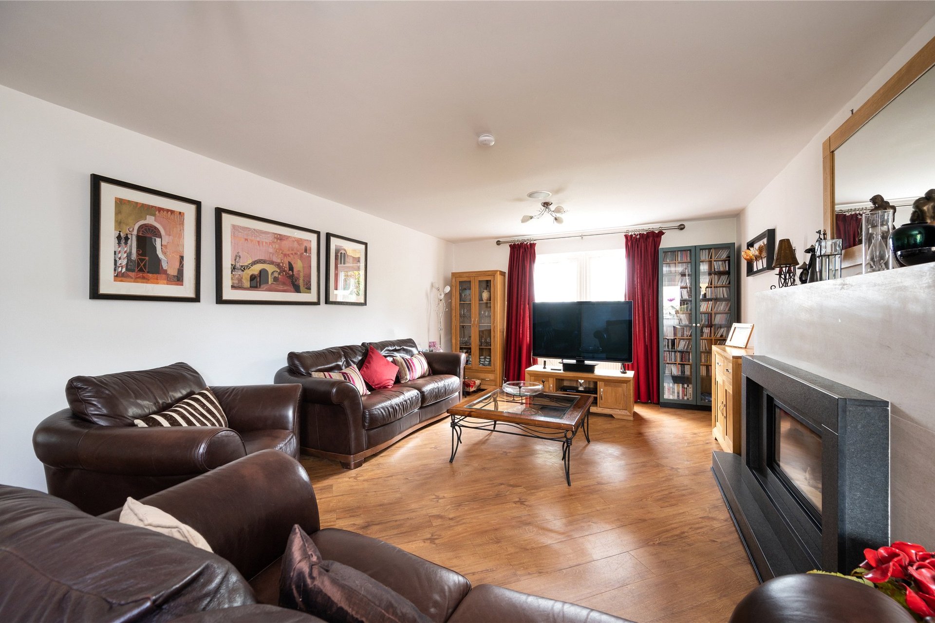 22 Robertson Way, Callander, Stirlingshire, FK17 8JF - Picture #4