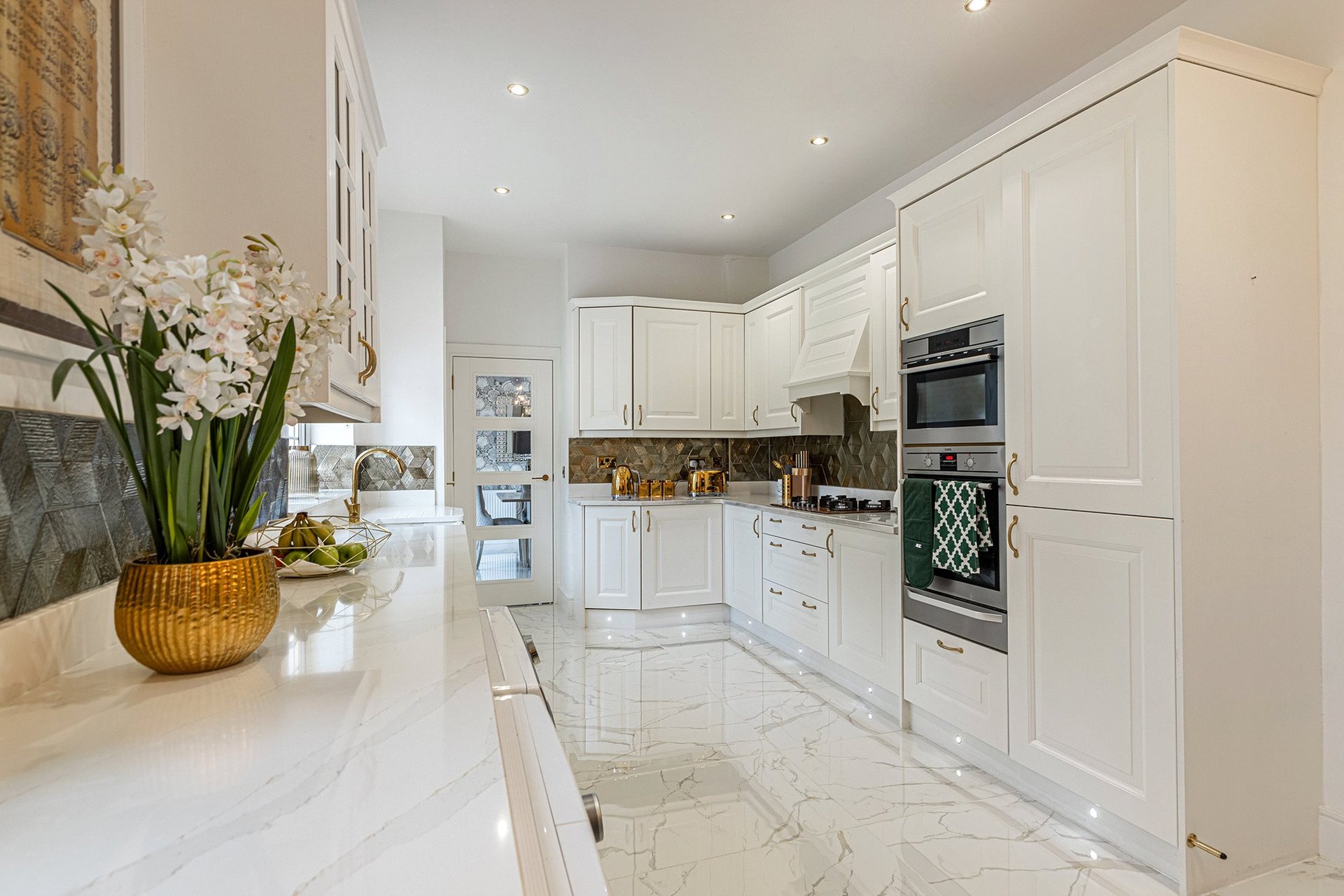 20 Sandringham Avenue, Newton Mearns, Glasgow, East Renfrewshire, G77 5DU - Picture #14