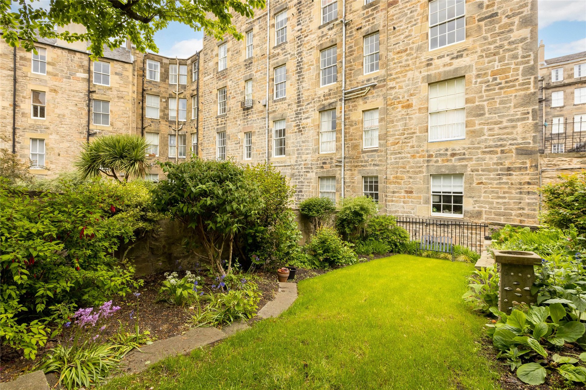 3F2, 11 Dundonald Street, Edinburgh, EH3 6RZ - Picture #30