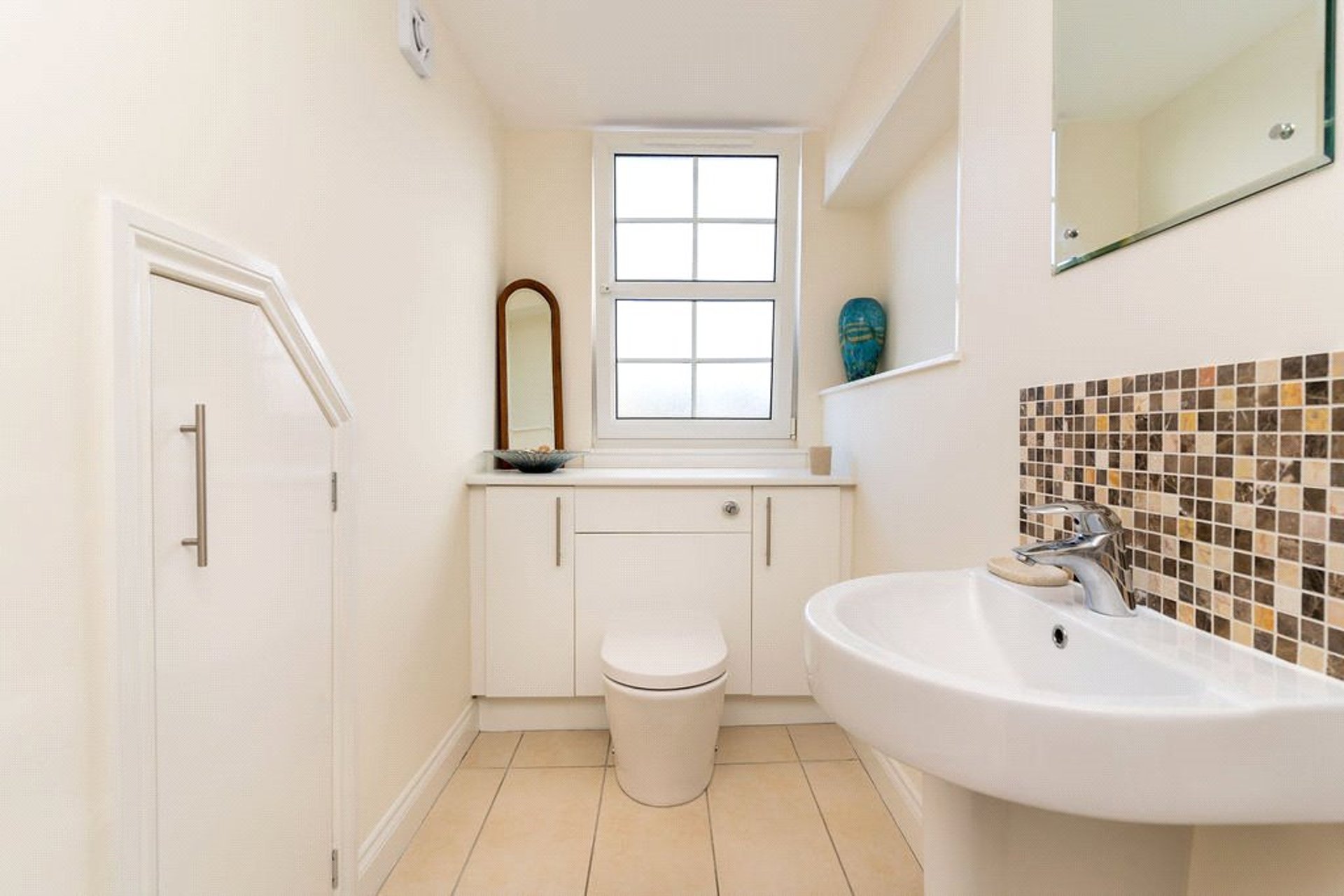 Teac Failte, 2 High Street, Melrose, Scottish Borders, TD6 9PA - Picture #13