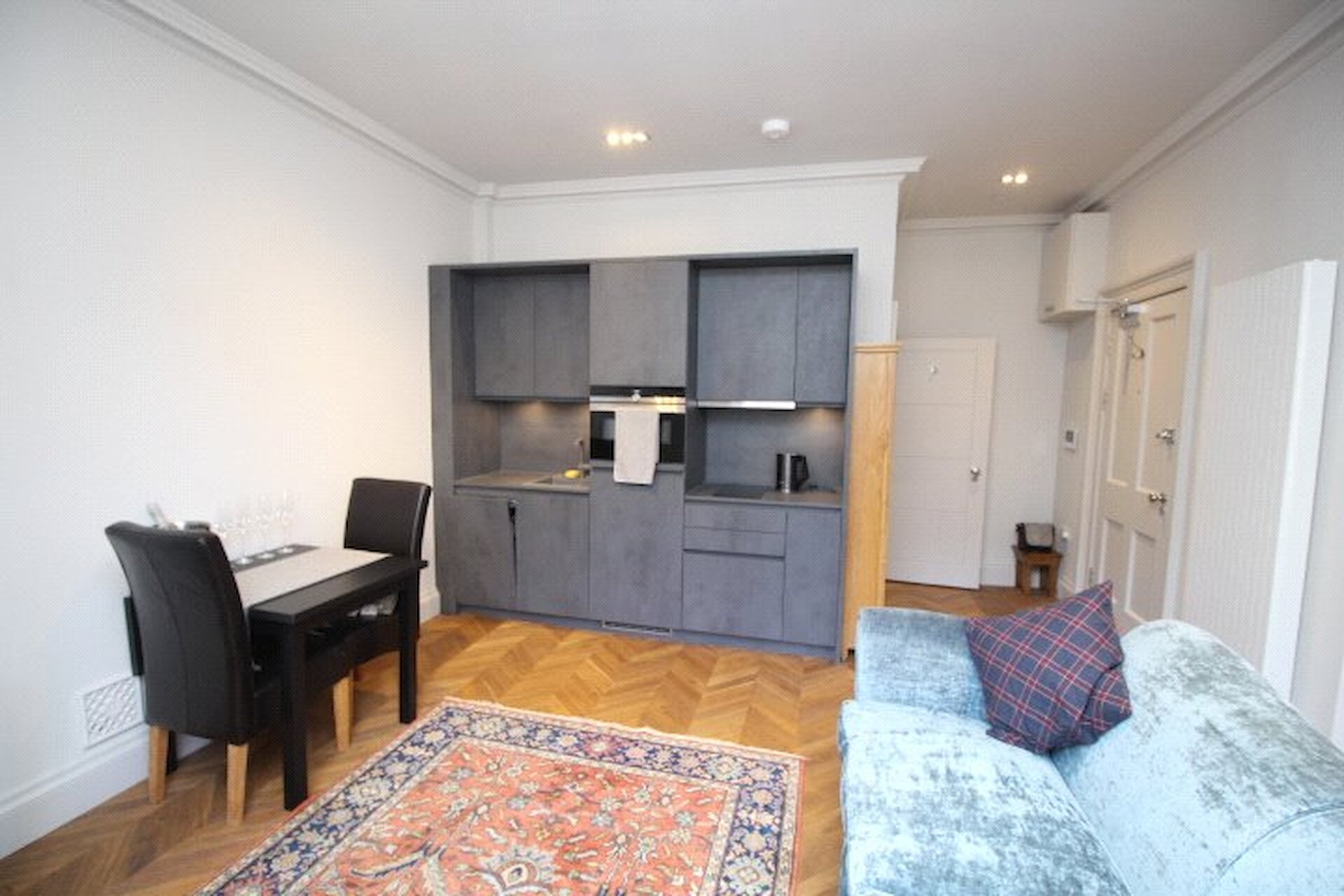 7 Rutland Square, Edinburgh, Midlothian, EH1 2AS - Picture #1