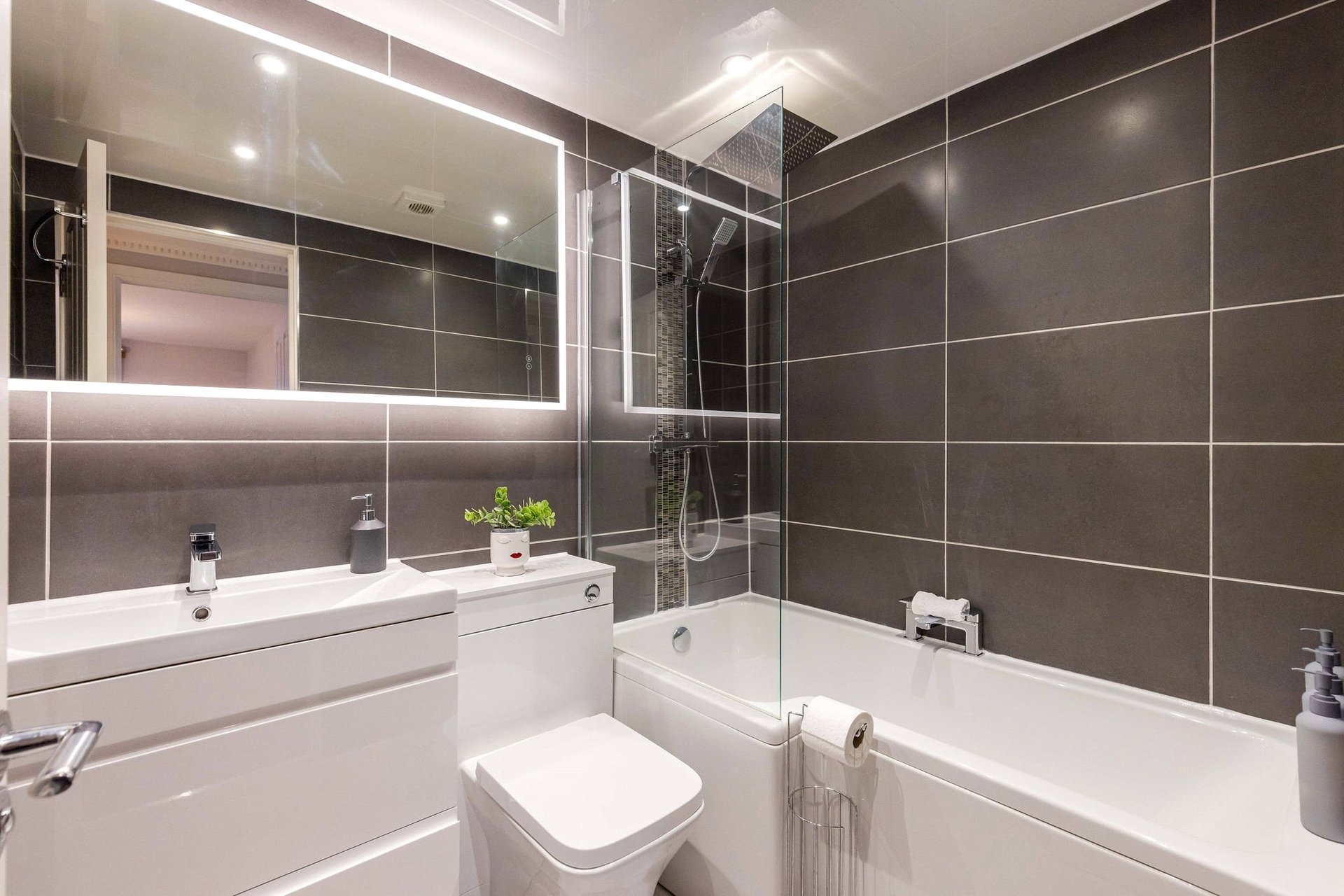 20/4 West Silvermills Lane, Edinburgh, EH3 5BD - Picture #13