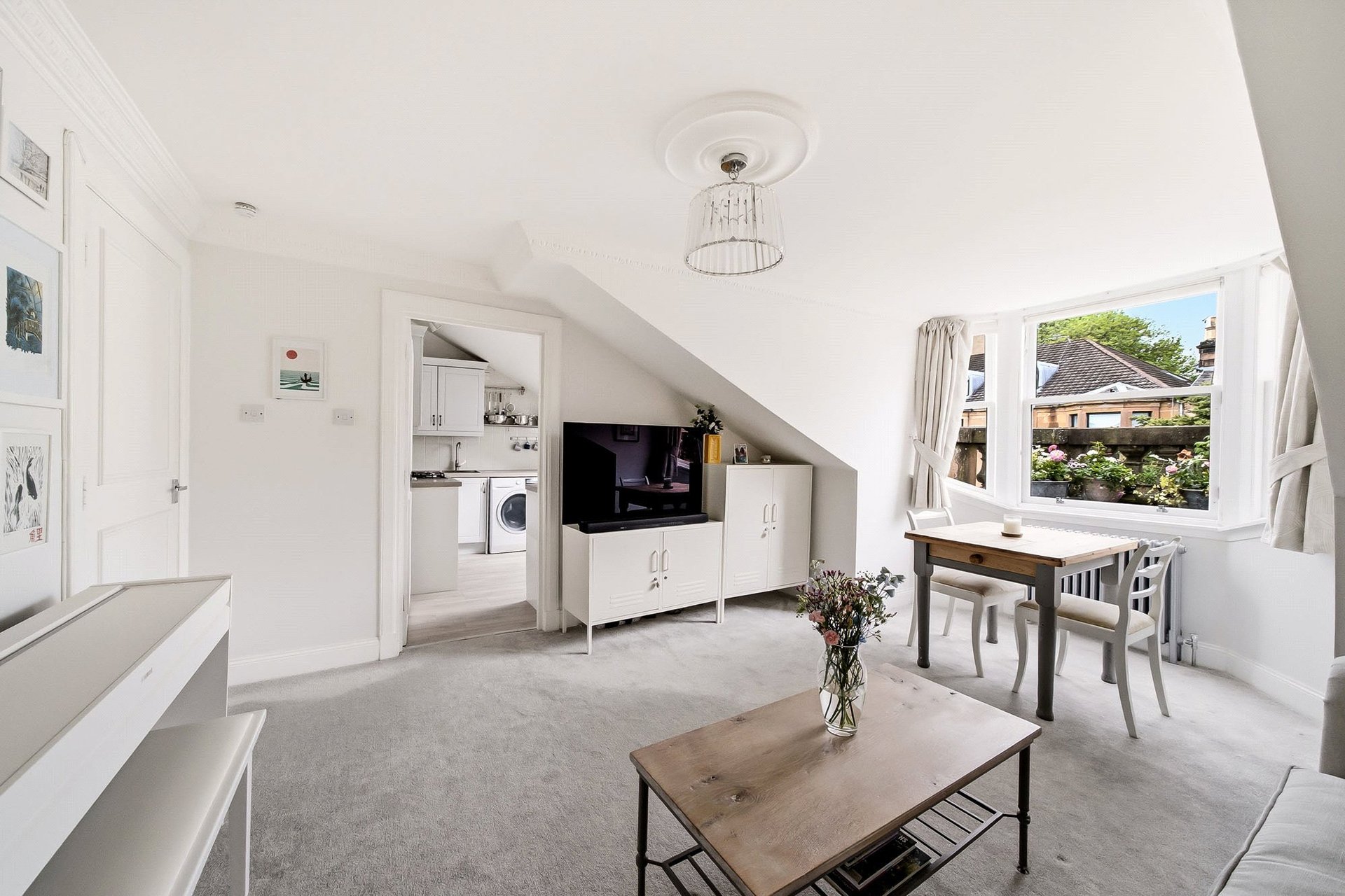 Flat 2, 19 Hillhead Street, Hillhead, Glasgow, G12 8PX - Picture #4