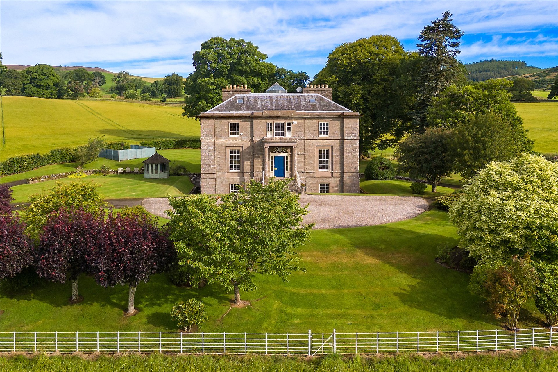 Lochton House, Abernyte, Perth, Perth and Kinross, PH14 9TA - Picture #2