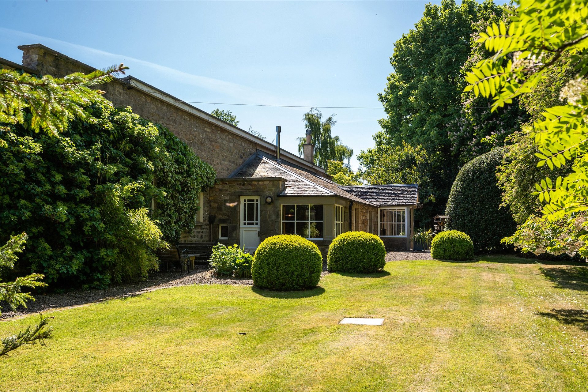 Harvieston Cottage, Gorebridge, Midlothian, EH23 4QA - Picture #16