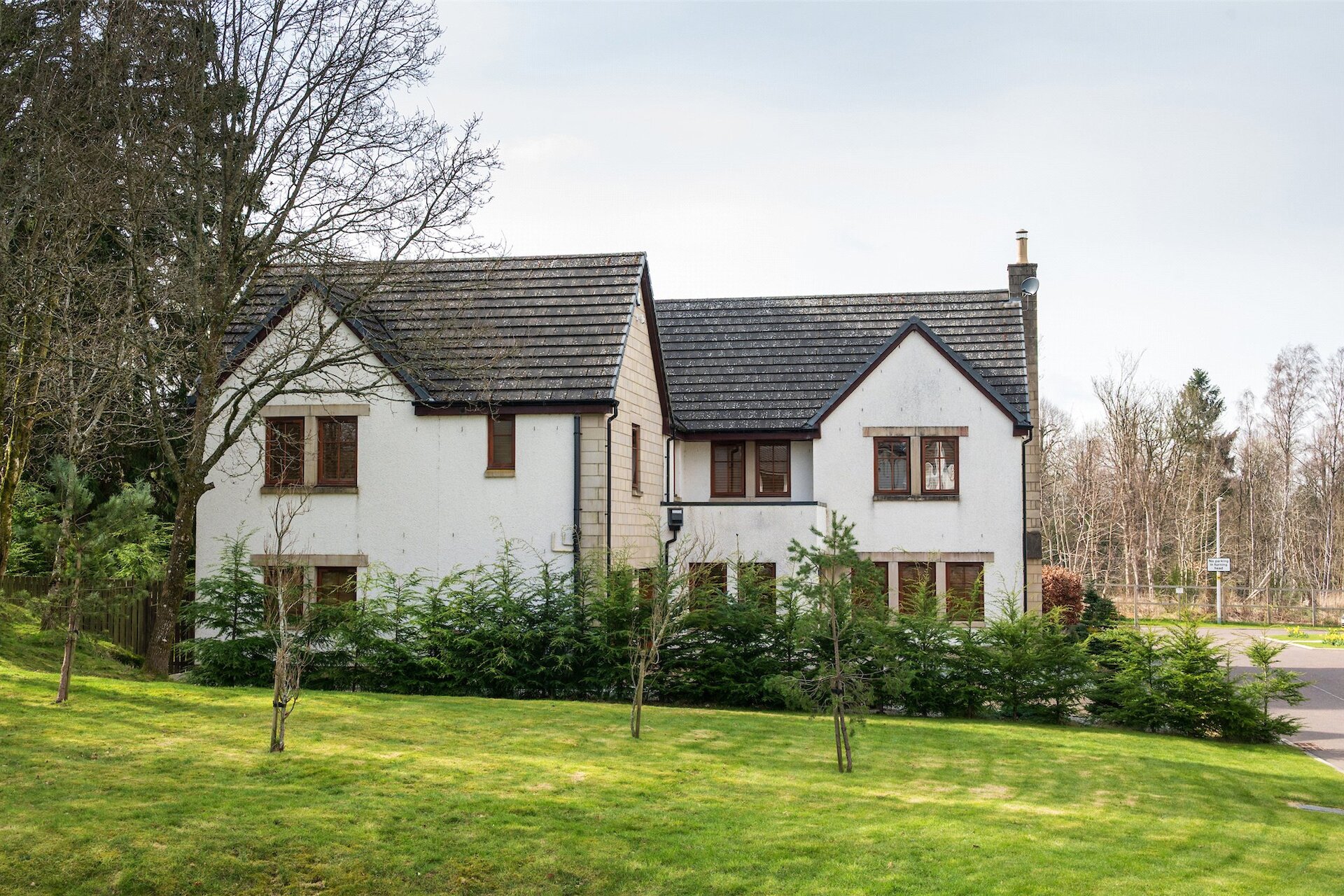1 Forgan Grove, Forgandenny, Perth, Perth and Kinross, PH2 9FL - Picture #1