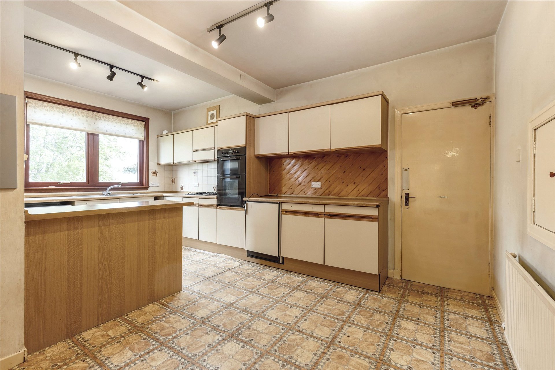 44 Braid Farm Road, Braids, Edinburgh, EH10 6LF - Picture #9