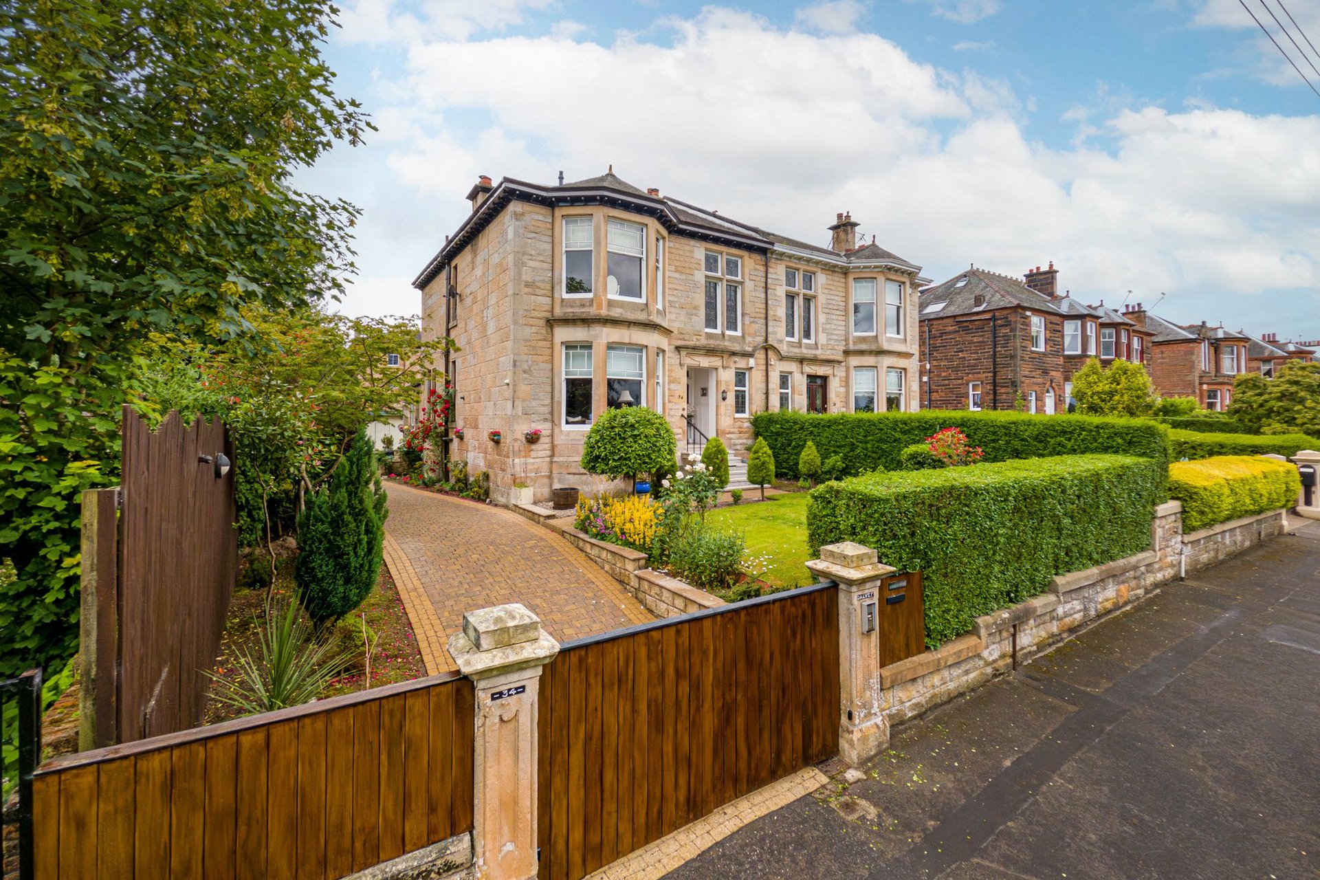 34 Rowan Road, Dumbreck, Glasgow, G41 5BZ - Picture #4