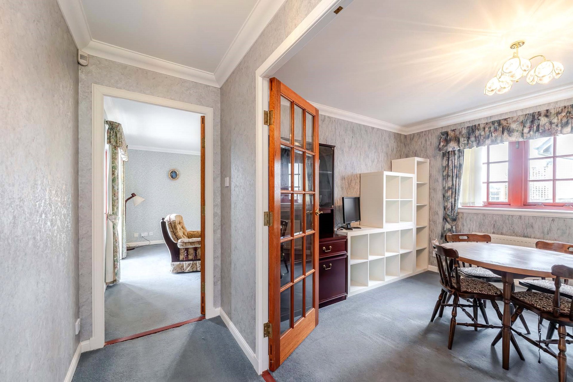 8 Whitehill Grove, Newton Mearns, Glasgow, East Renfrewshire, G77 5DH - Picture #3