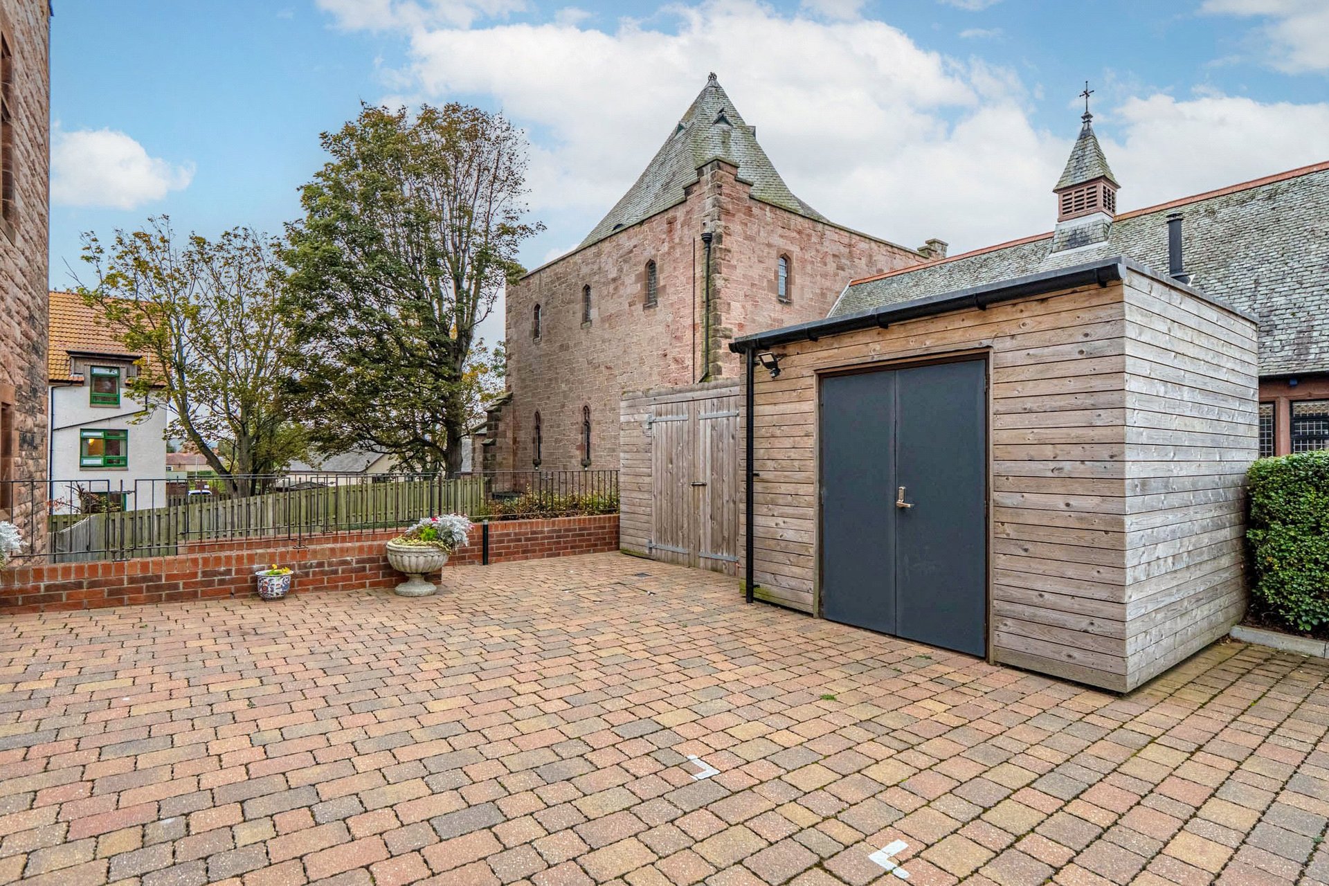 2/2 Archer House, 36 Main Street, Gullane, EH31 2AA - Picture #31