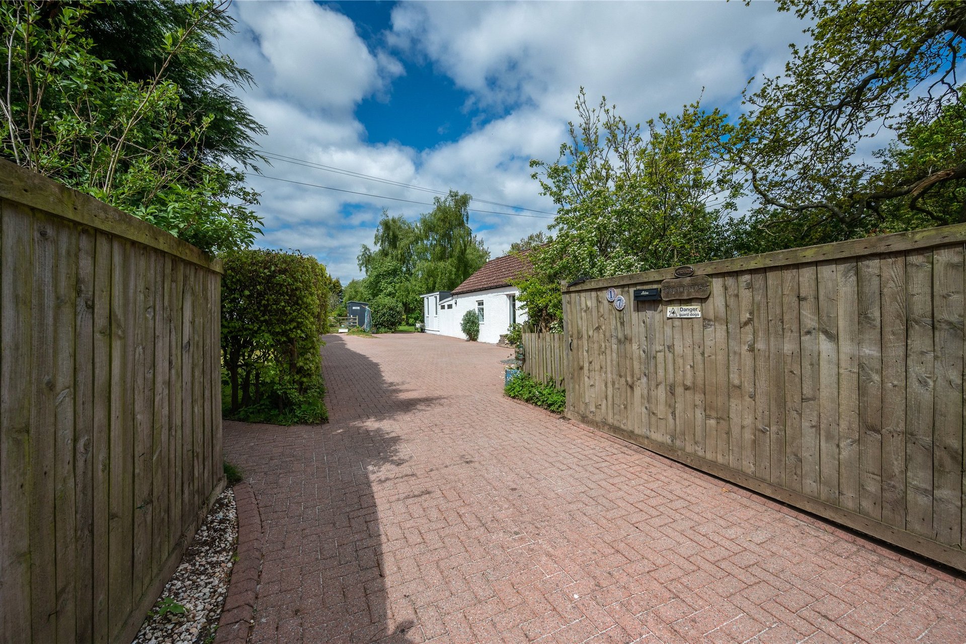 17 Cauldcoats Holdings, Linlithgow, Stirlingshire, EH49 7LY - Picture #23
