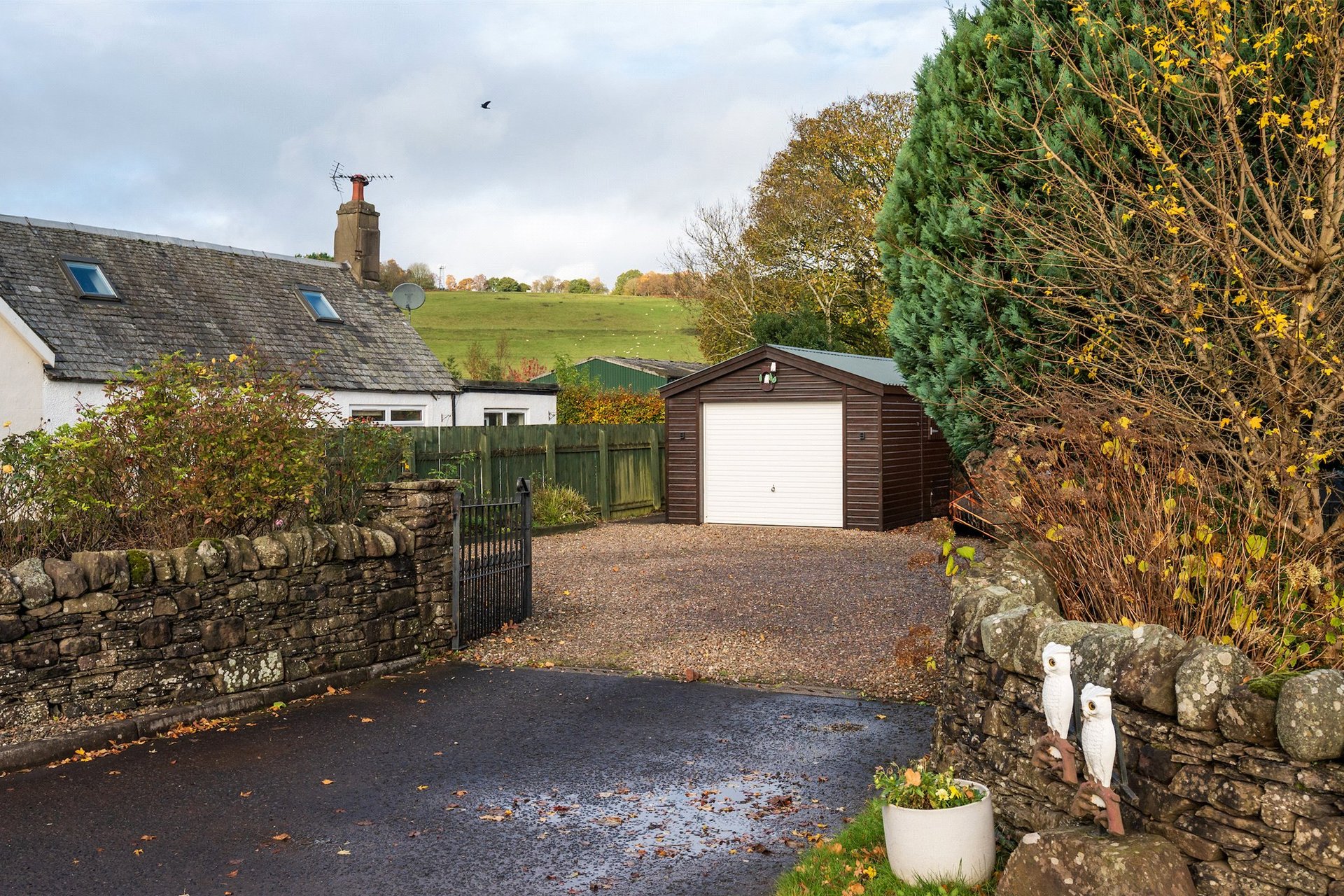 Two Hoots, Tomaknock, Crieff, Perthshire, PH7 3QH - Picture #31