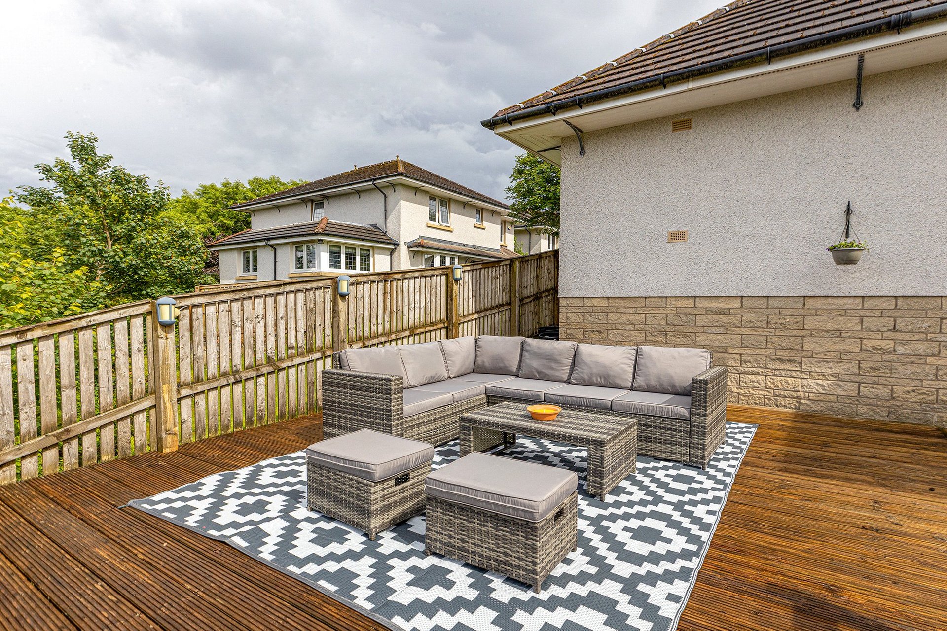 19 St. Vigeans Place, Newton Mearns, Glasgow, G77 6FB - Picture #32