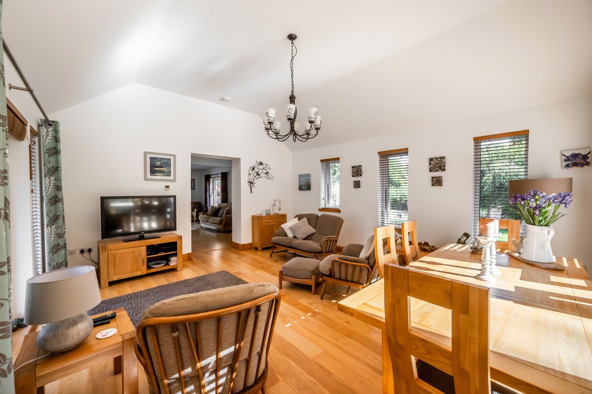 Castle Lodge, Lower Balconie, Evanton, Dingwall, Highland, IV16 9XG - Picture #10