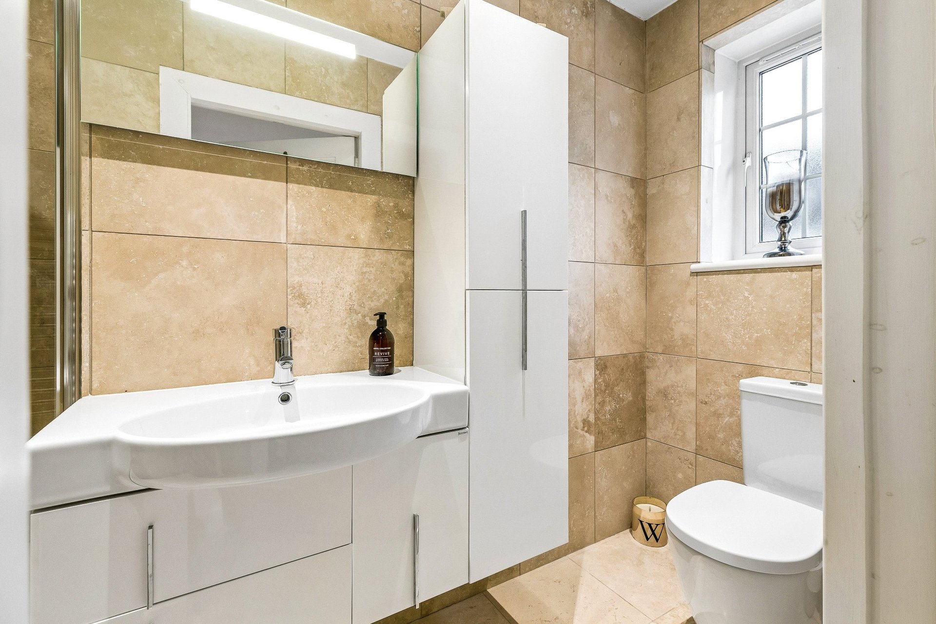 2 Gartconnell Drive, Bearsden, G61 3BL - Picture #54