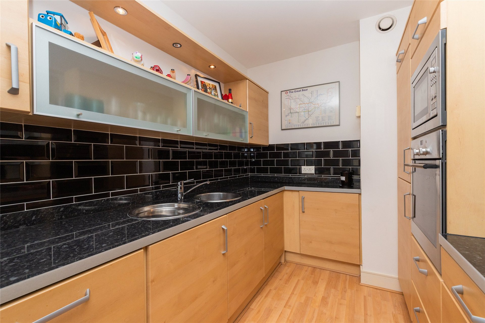 Flat 2/13 Old Sheriff Court, 149 Ingram Street, Merchant City, Glasgow City, G1 1DW - Picture #12