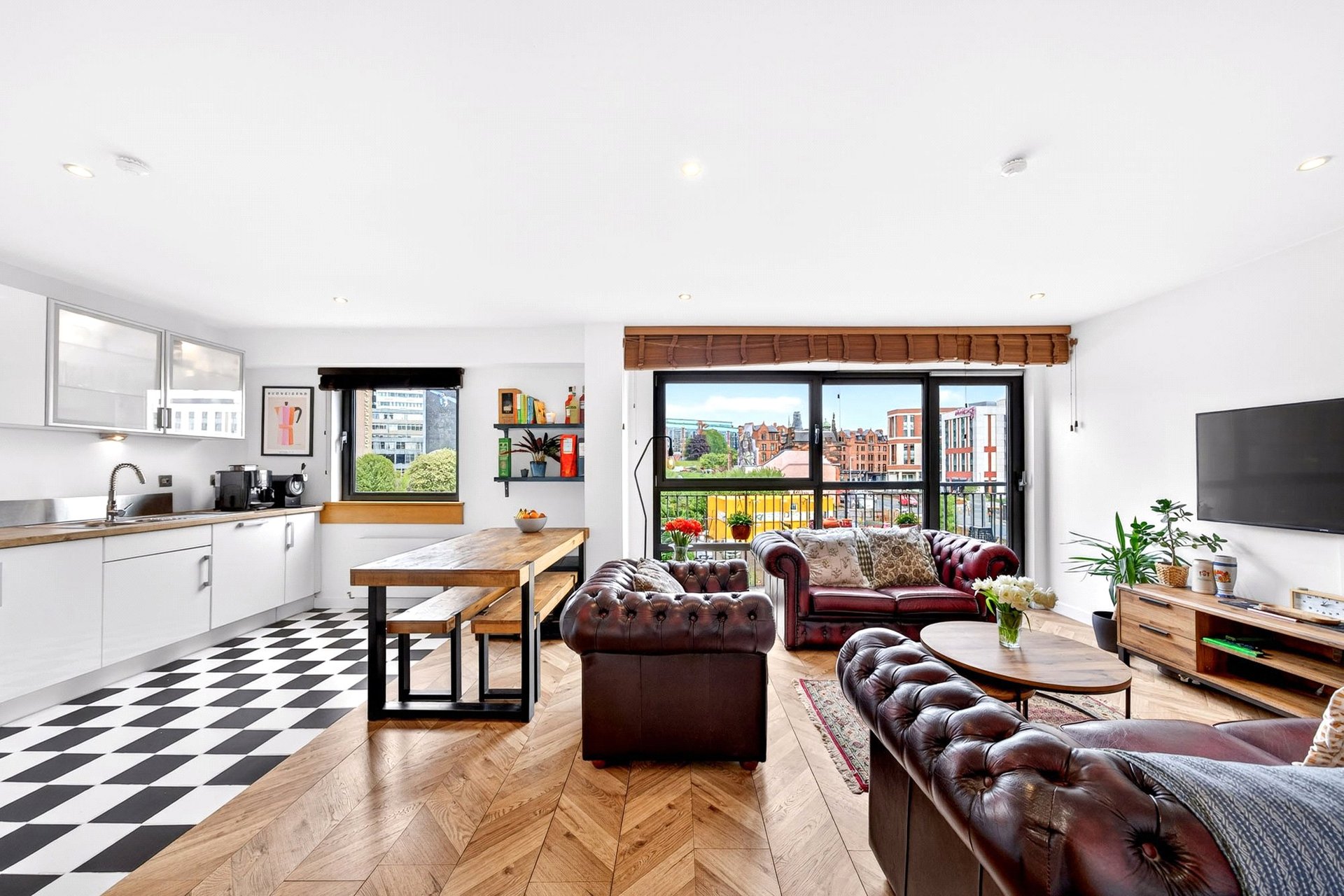 Flat 3/8 G1 Building, 161 High Street, Merchant City, Glasgow, G1 1QN - Picture #2