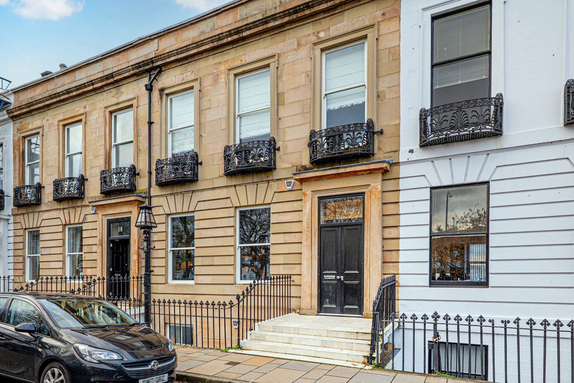 Main Door Duplex, 19 Newton Place, Park, Glasgow, G3 7PY - Picture #1