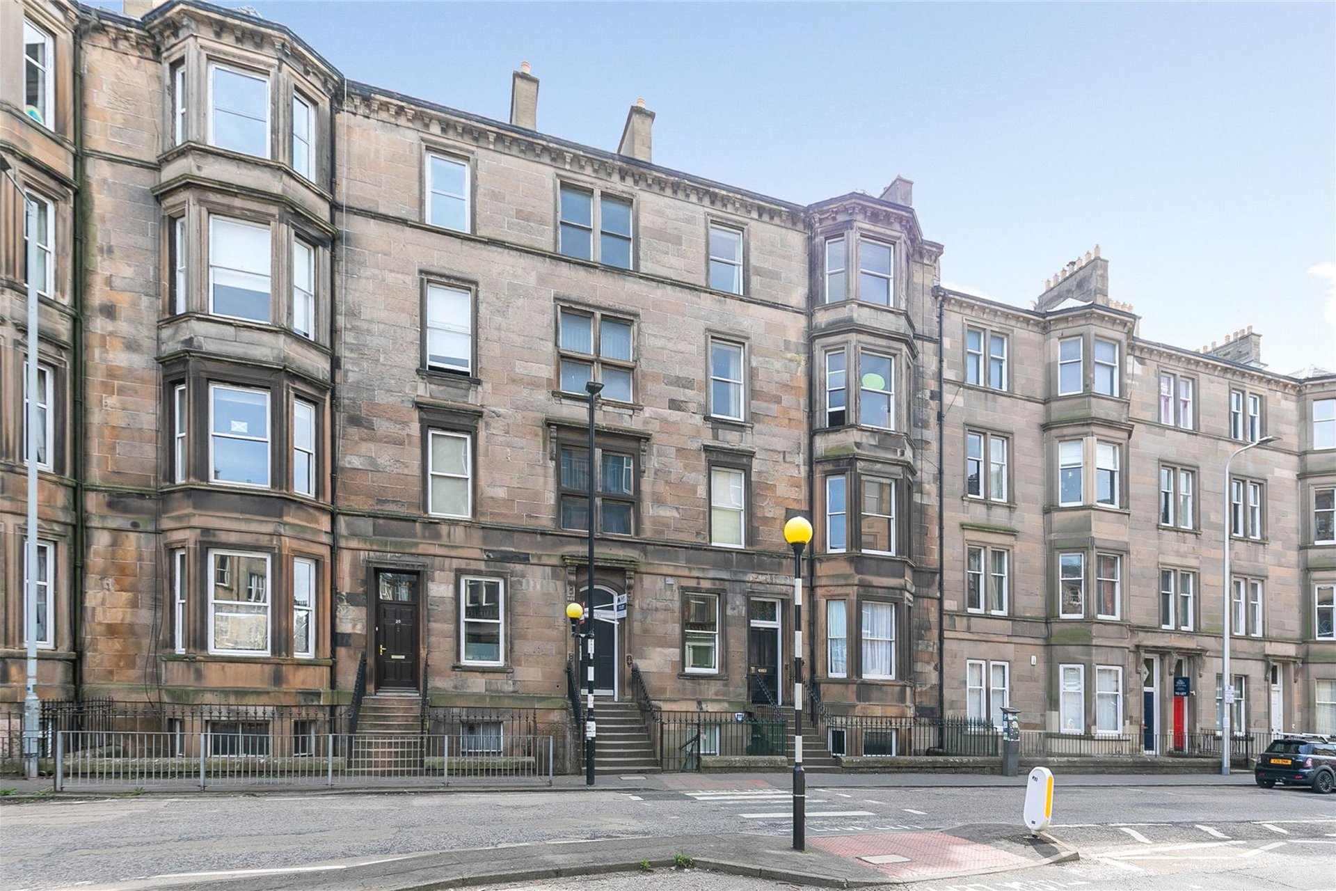 30/6 Polwarth Gardens, Edinburgh, Midlothian, EH11 1LN - Picture #2