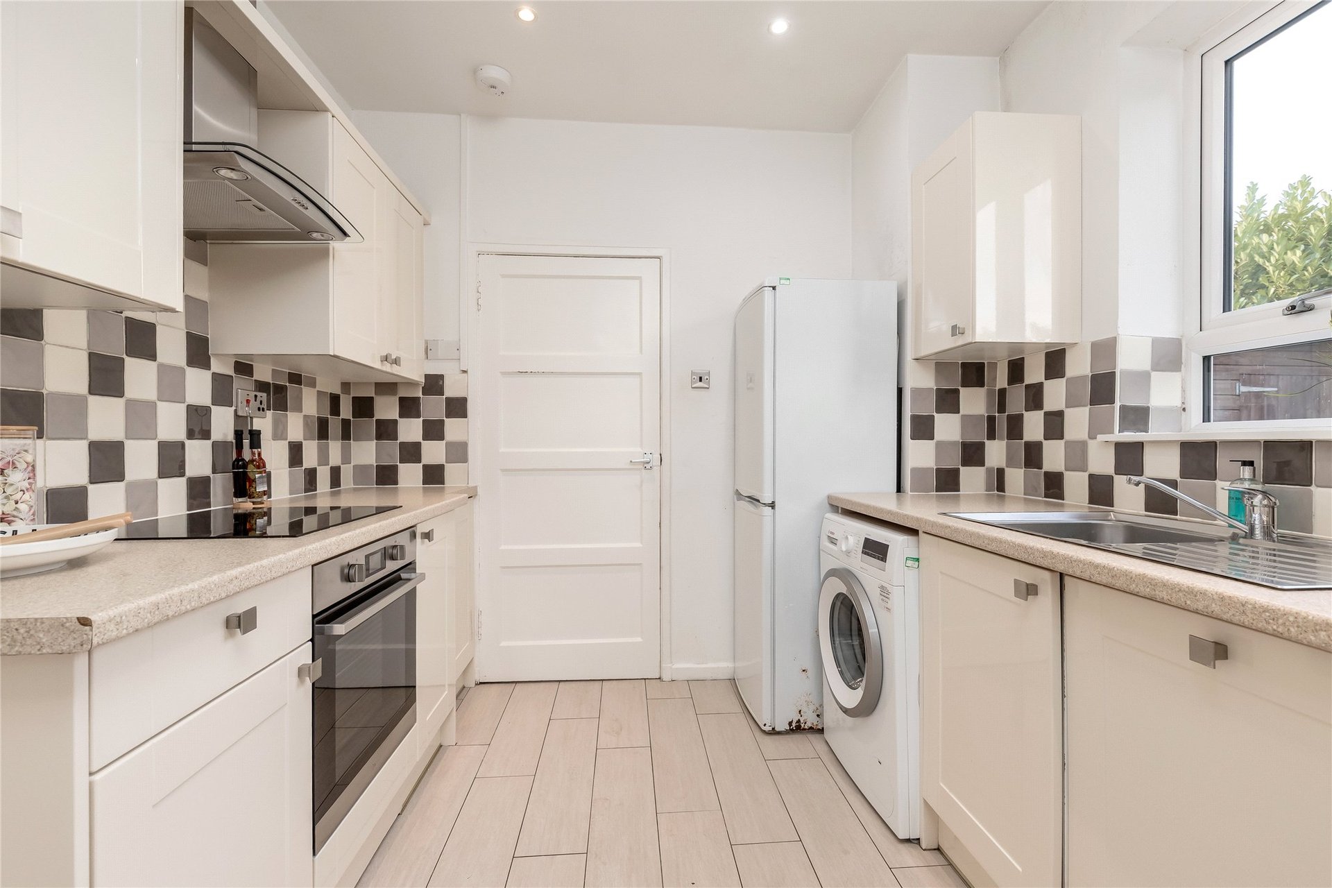 37 Bellenden Gardens, Edinburgh, EH16 5TB - Picture #6