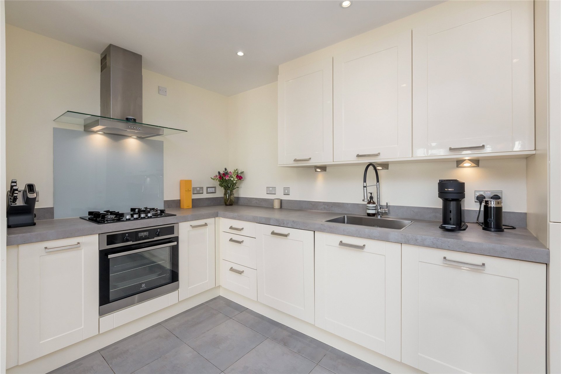 Flat 4, 34 Kimmerghame Place, Edinburgh, Midlothian, EH4 2GE - Picture #6