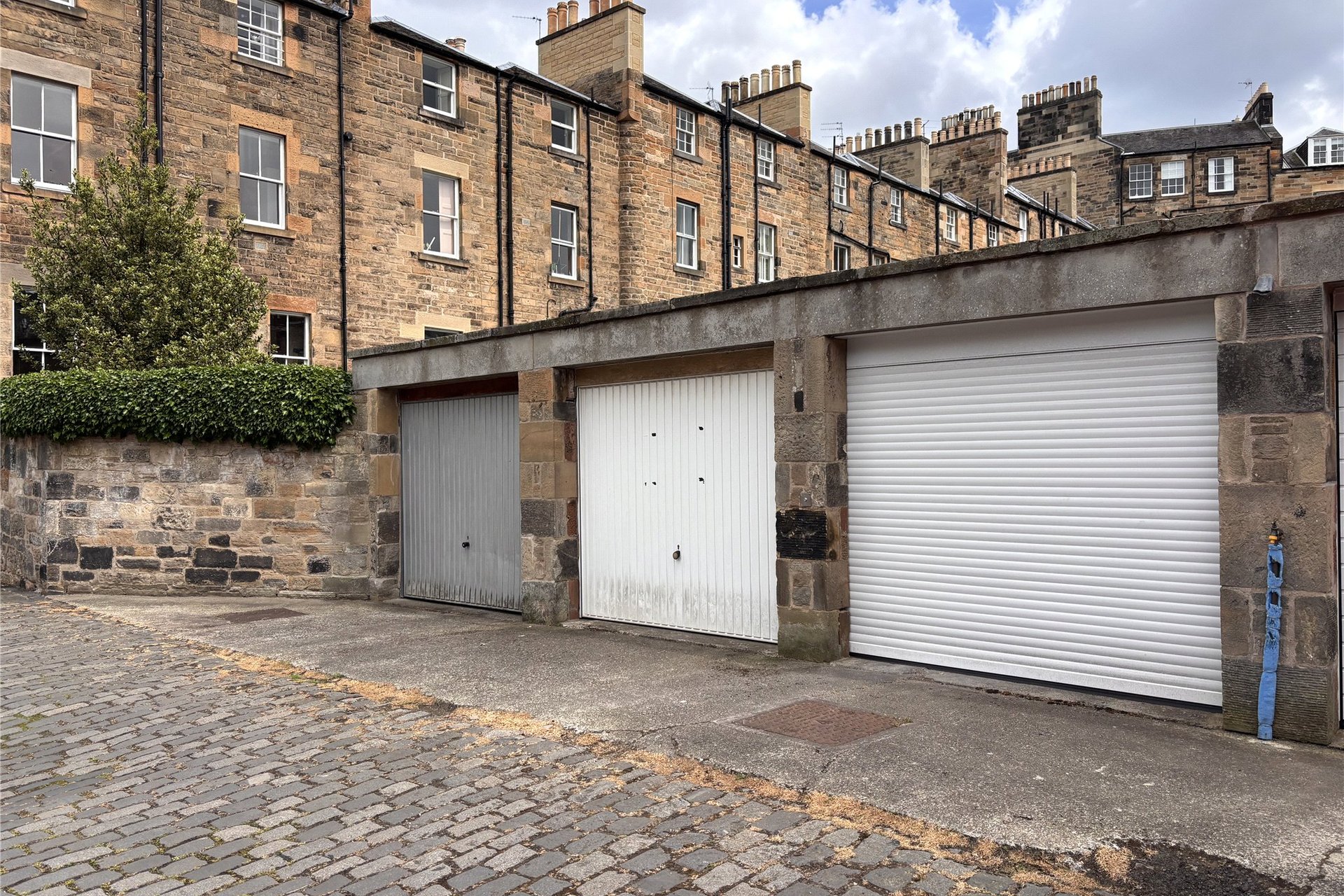 Single Garage, Lennox Street Lane, Edinburgh, EH4 1PZ - Picture #1