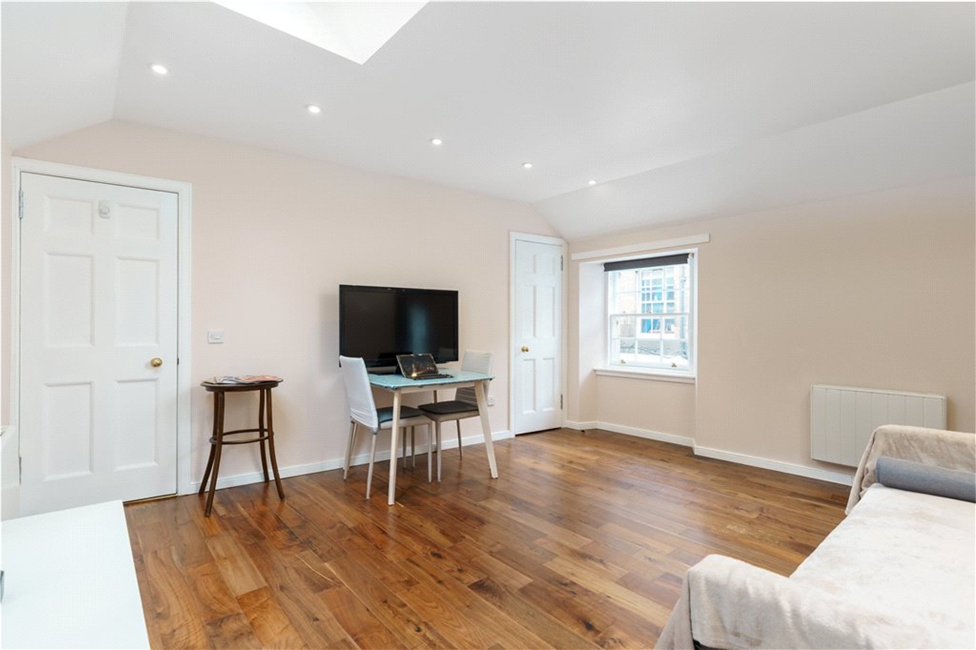1B William Street South East Lane, Edinburgh, EH3 7NJ - Picture #2