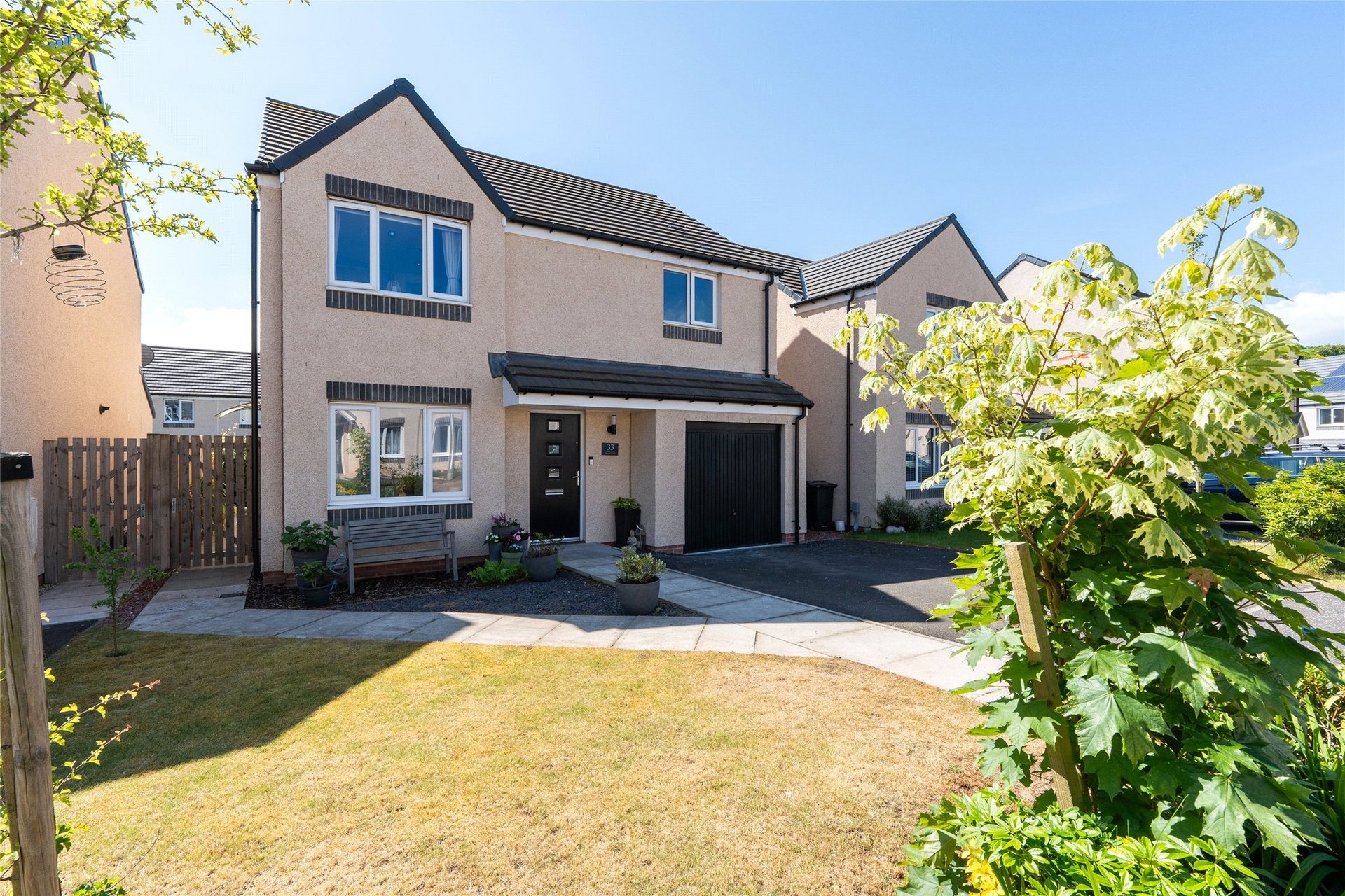 33 Pilgrim Place, Guardbridge, St. Andrews, Fife, KY16 0FP - Picture #1
