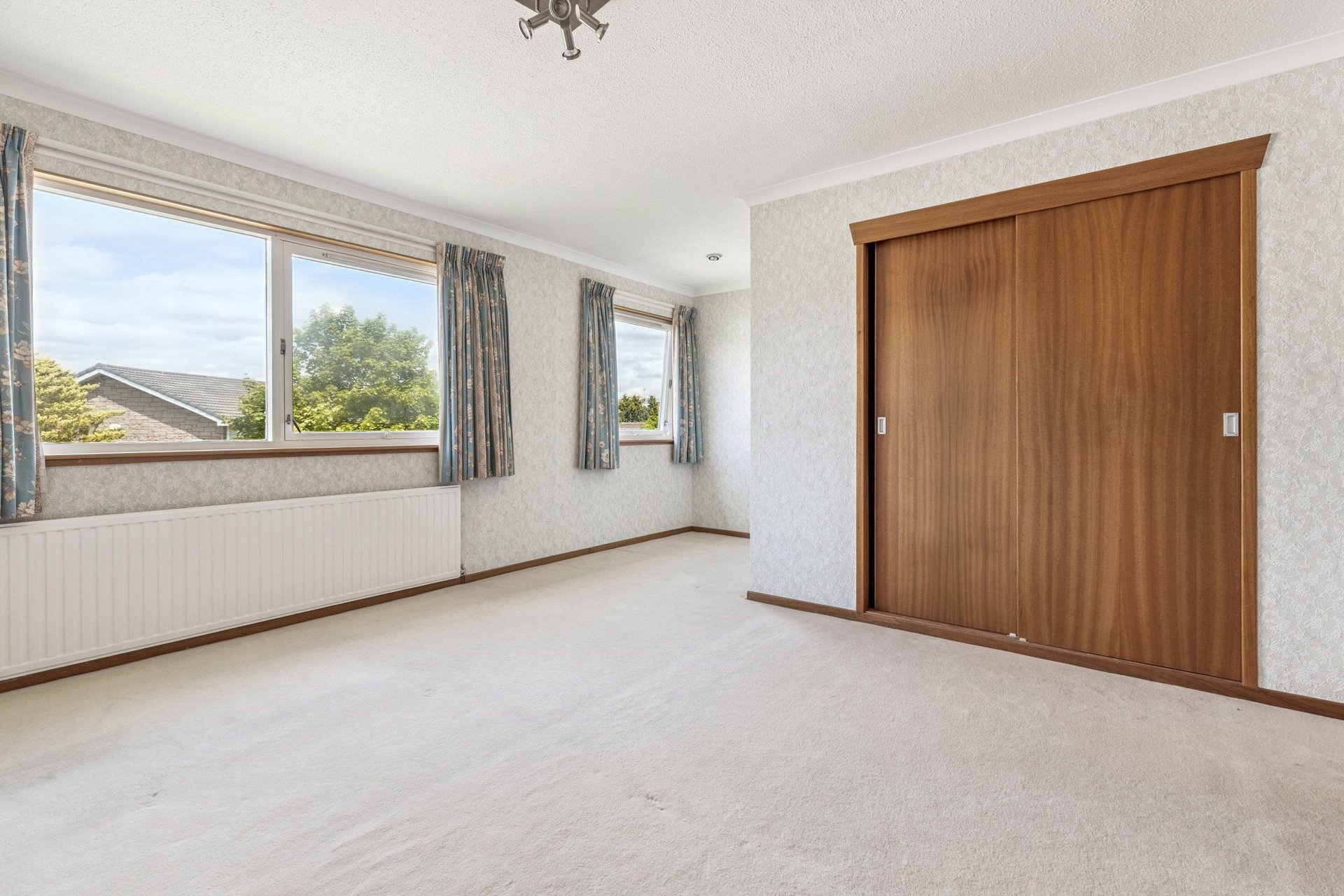 12 Seafield Avenue, Bearsden, G61 3LB - Picture #20