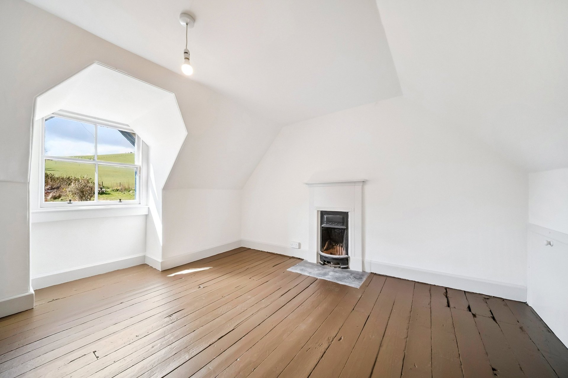 5 Glen Row, Innerleithen, Scottish Borders, EH44 6PX - Picture #12