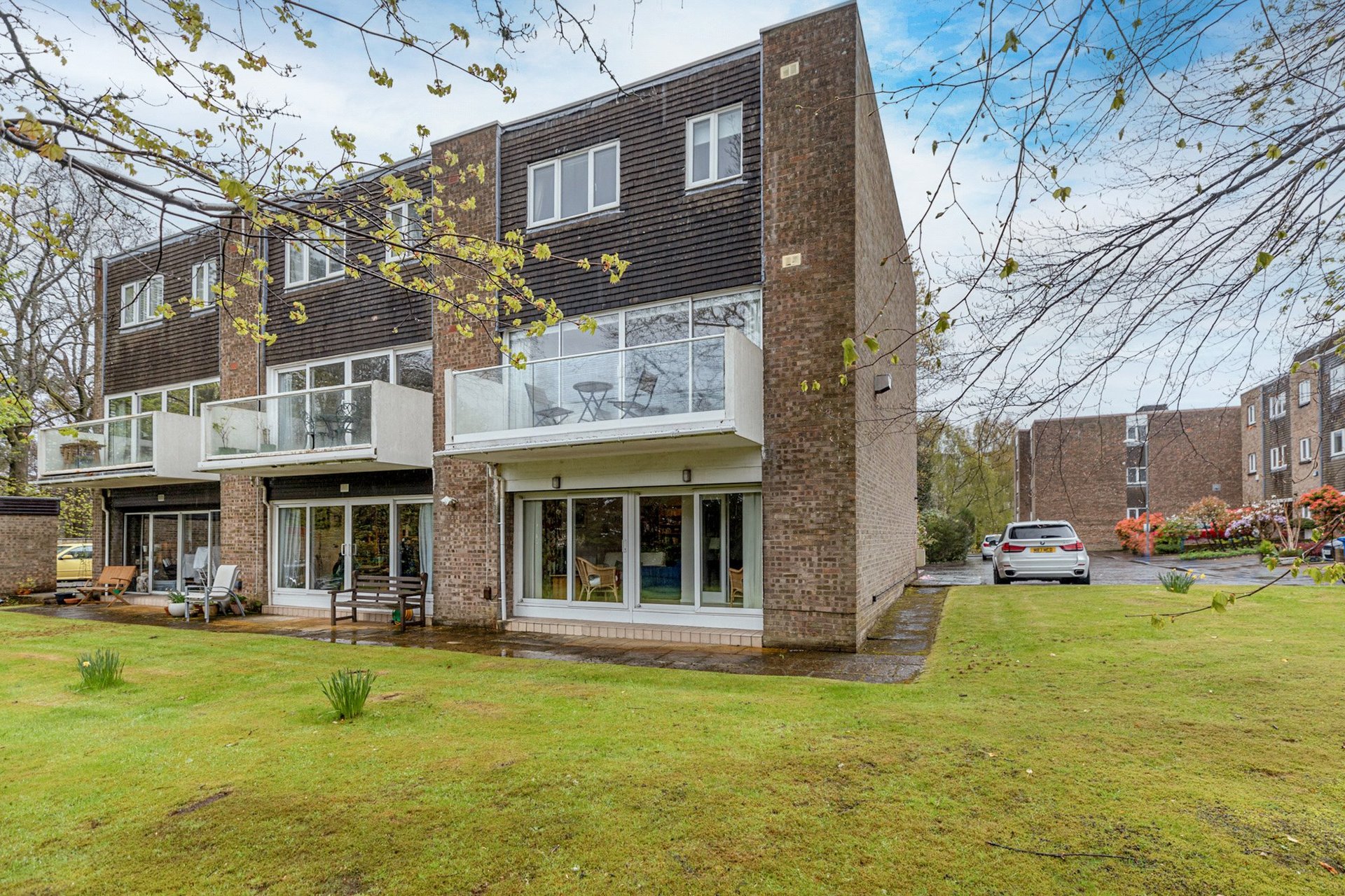 10/1, Whistlefield Court, 2 Canniesburn Road, Bearsden, G61 1PX - Picture #2