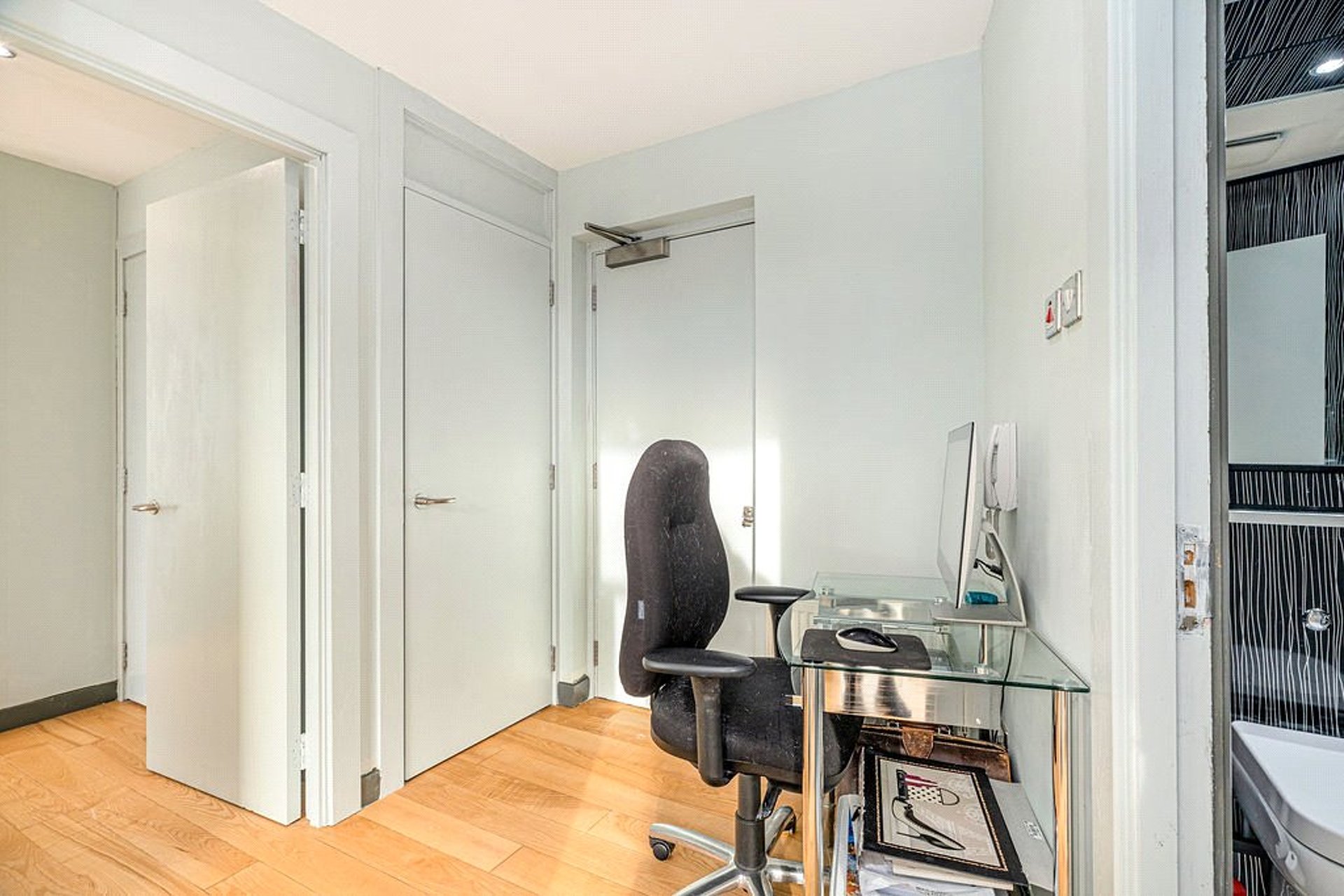 Flat 11/3, Fleming House, 134 Renfrew Street, Garnethill, Glasgow, G3 6ST - Picture #13
