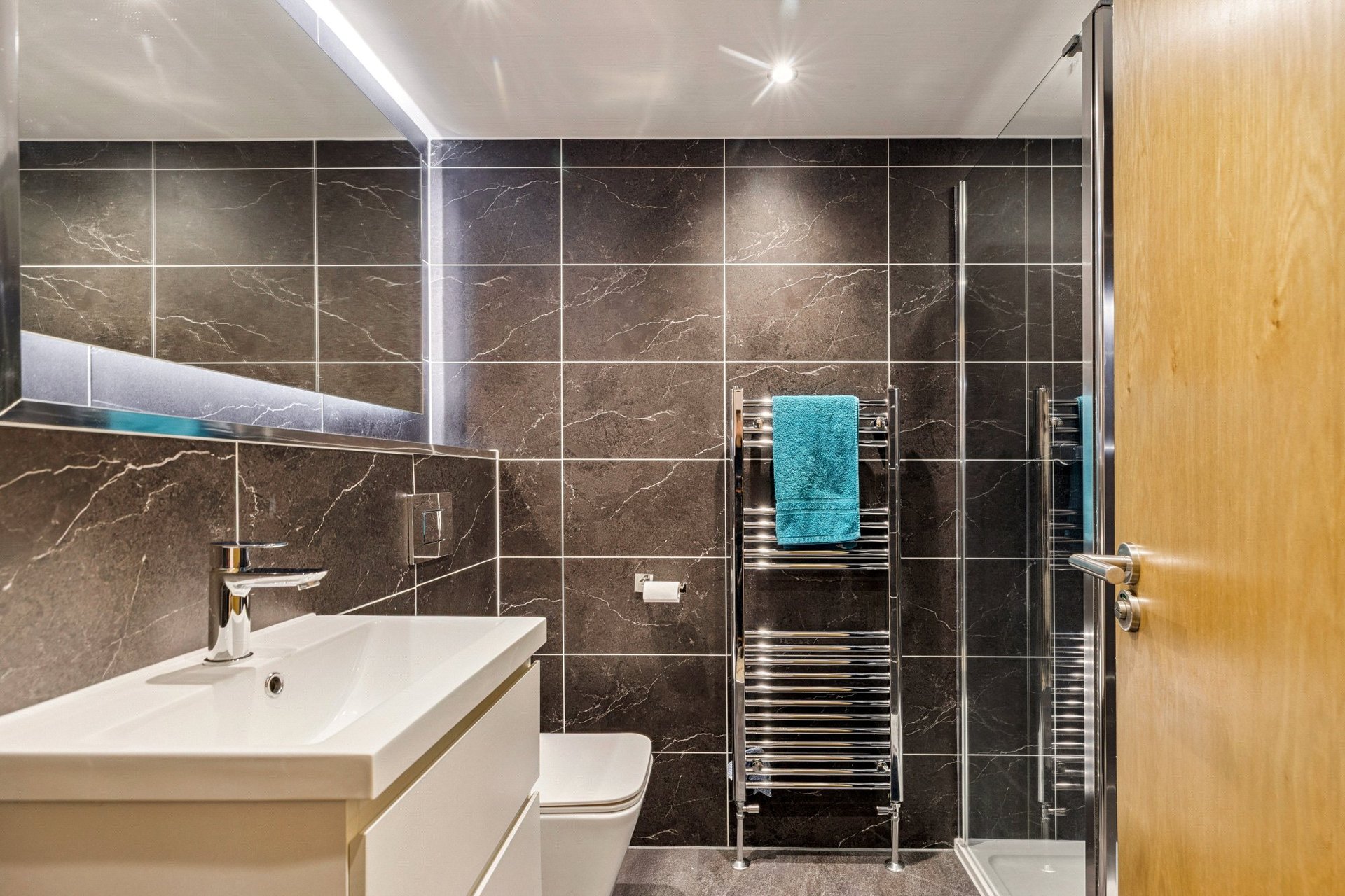 Flat 3/3 Merchant Building, 36 High Street, Glasgow City, G1 1NL - Picture #16