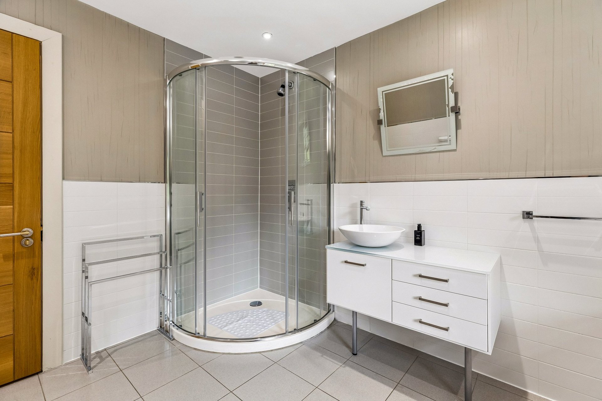 Thirlestane, 18 Ledcameroch Road, Bearsden, G61 4AB - Picture #42